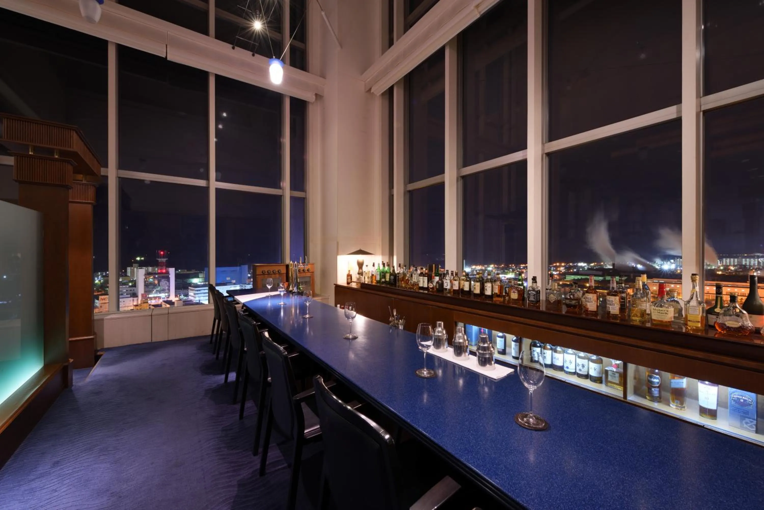 Lounge or bar in Grand Hotel New Oji