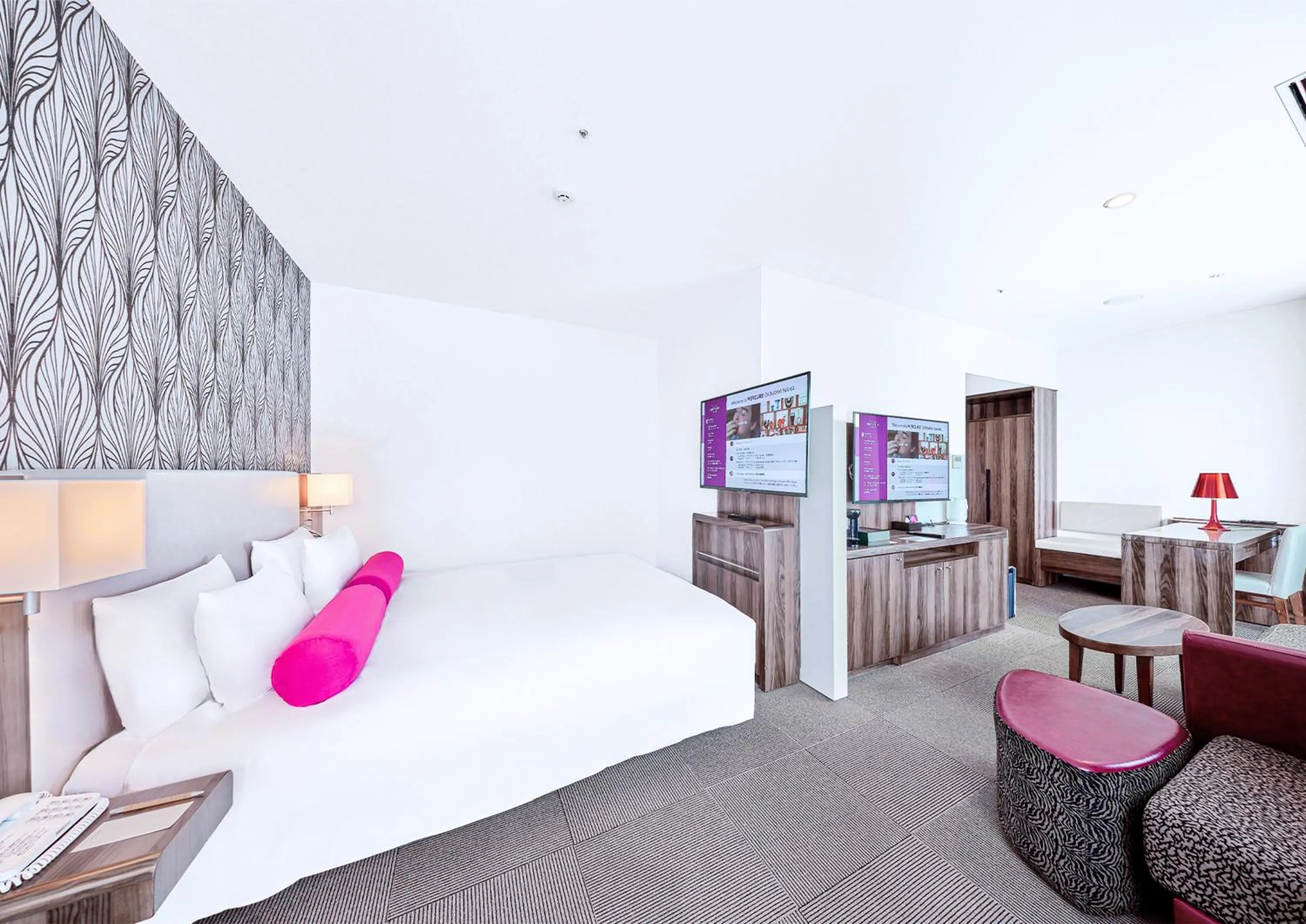 Photo of the whole room, Bed in Mercure Okinawa Naha