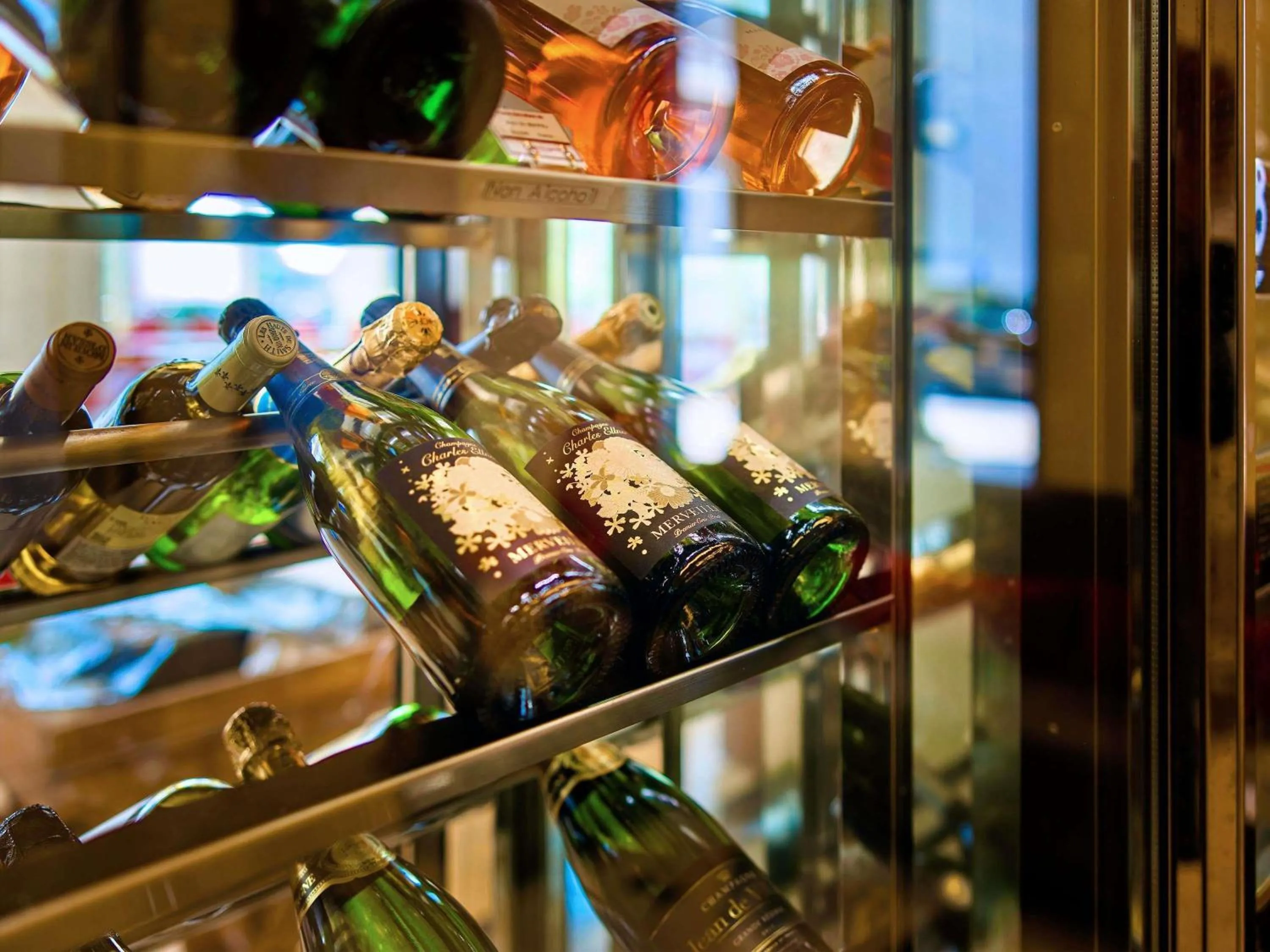 Restaurant/places to eat in Mercure Okinawa Naha