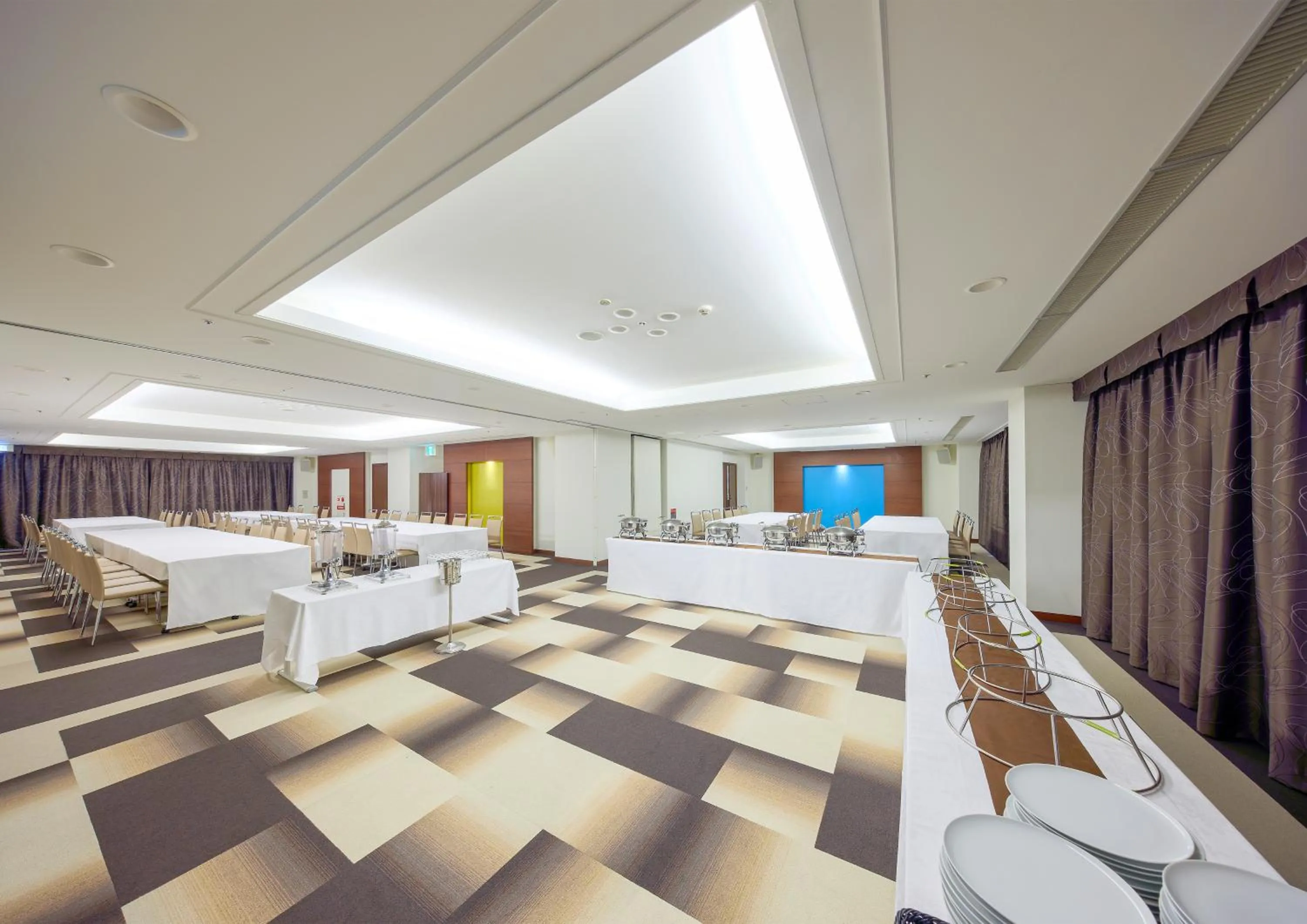 Banquet/Function facilities in Mercure Okinawa Naha