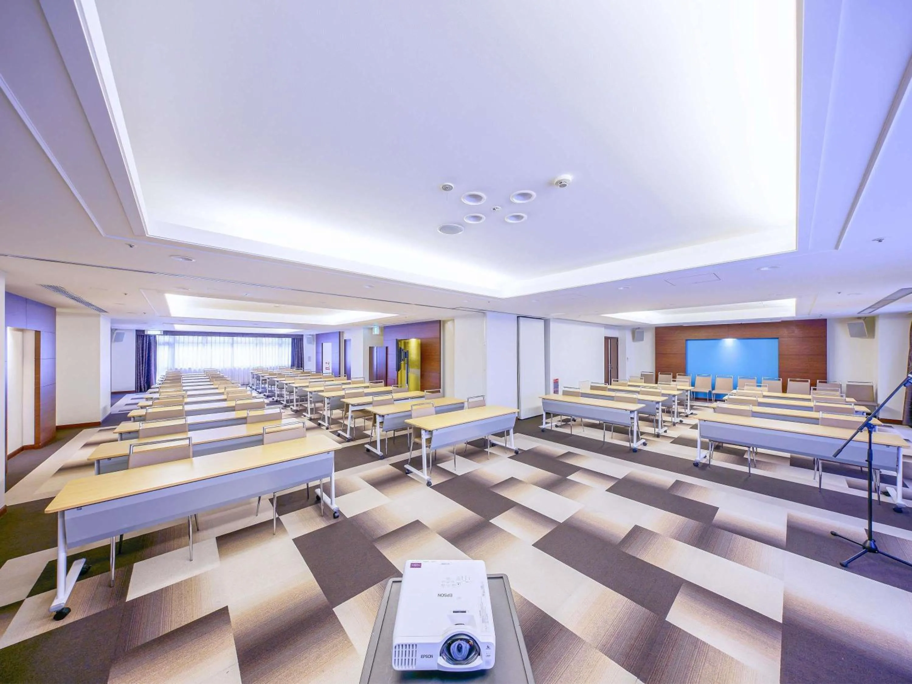 Meeting/conference room in Mercure Okinawa Naha