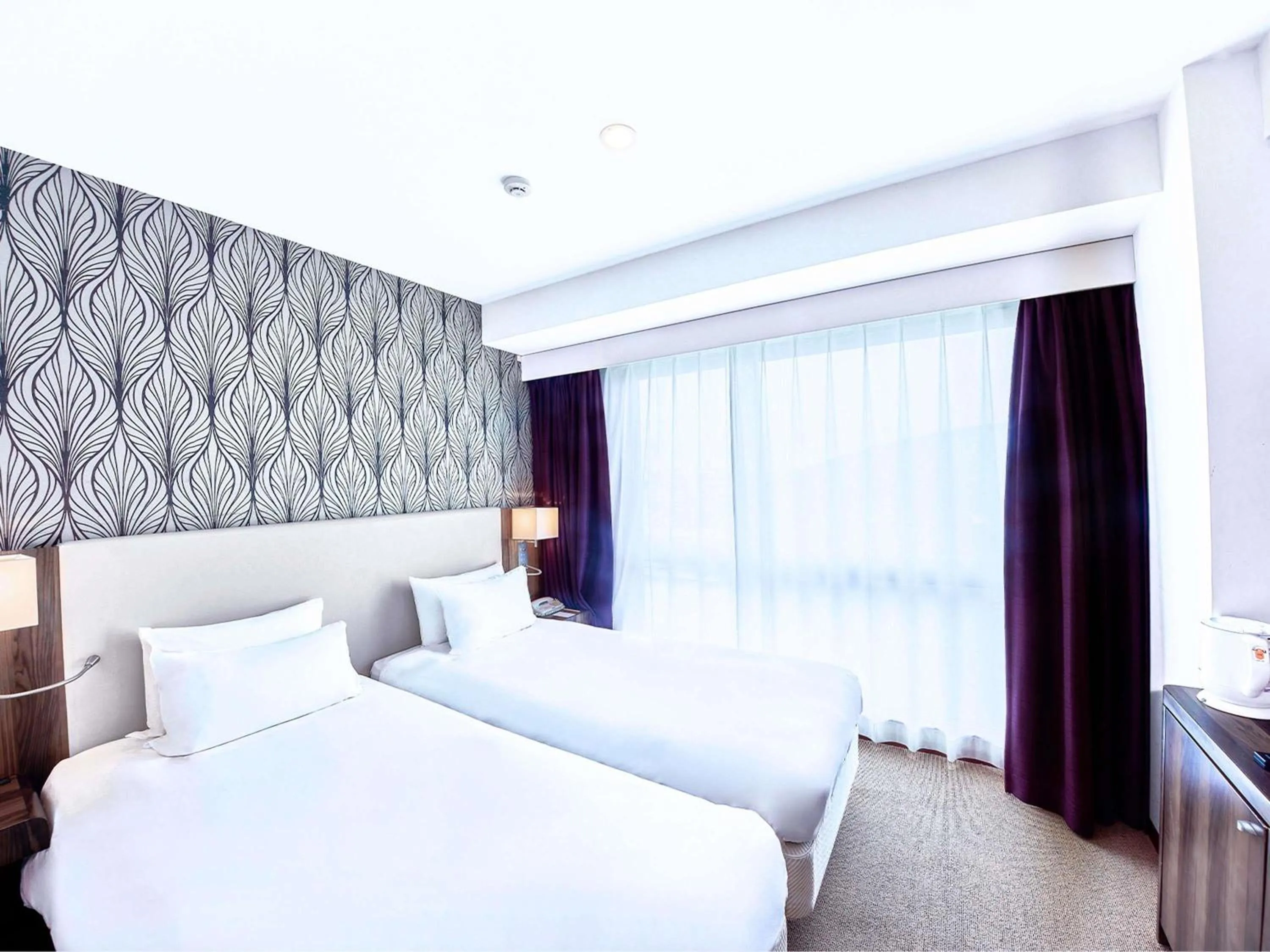 Bedroom, Bed in Mercure Okinawa Naha