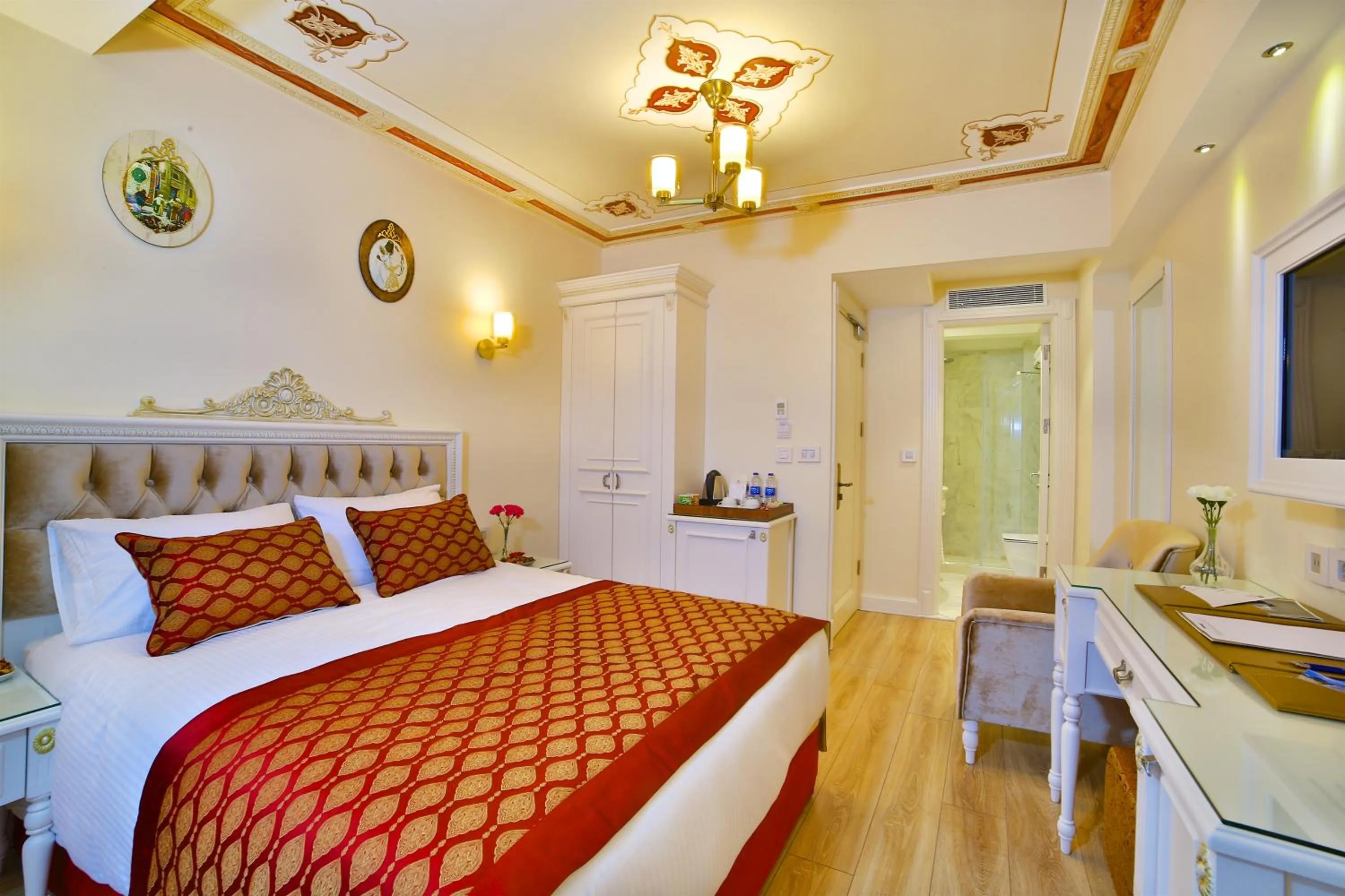Bed in Yılsam Sultanahmet Hotel
