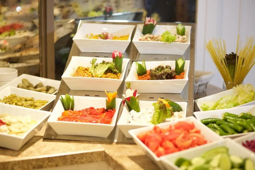 Buffet breakfast in Yılsam Sultanahmet Hotel