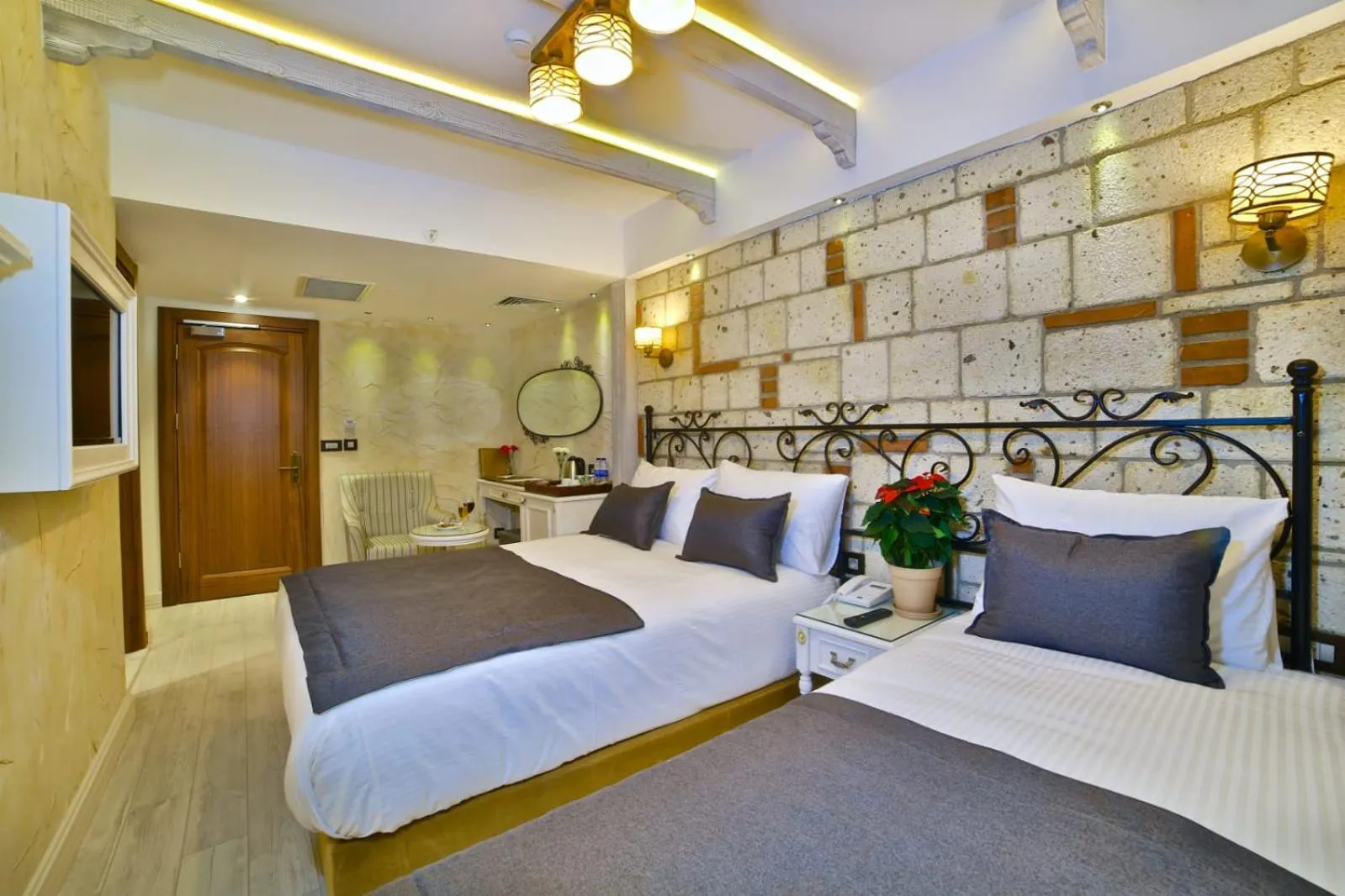 Bed in Yılsam Sultanahmet Hotel