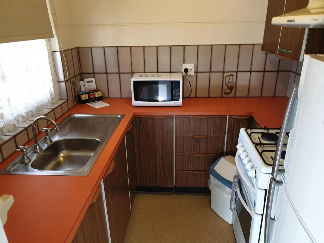 Kitchen or kitchenette in Greenways Apartments