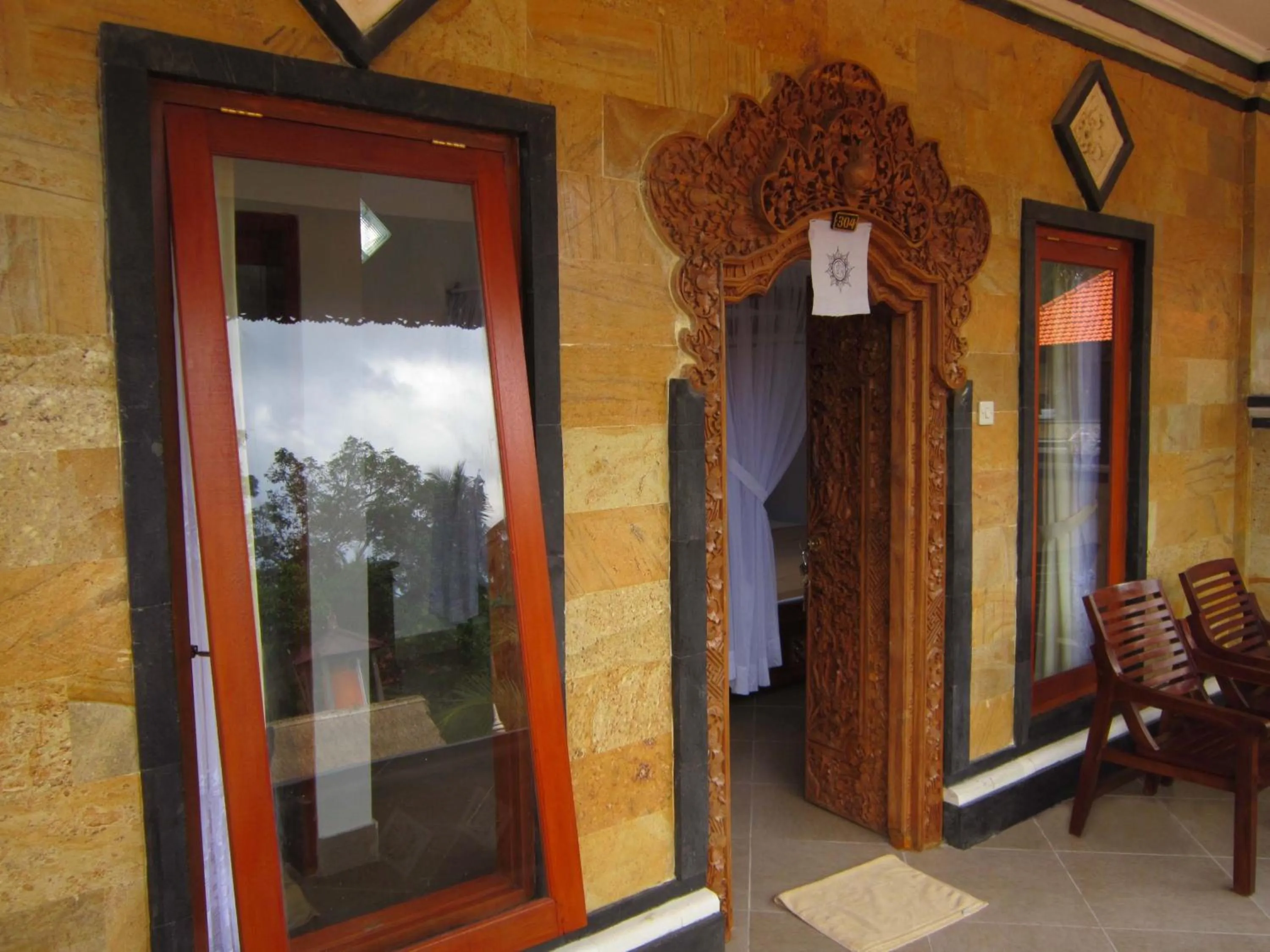 Facade/entrance in Nitya Home Stay Lembongan