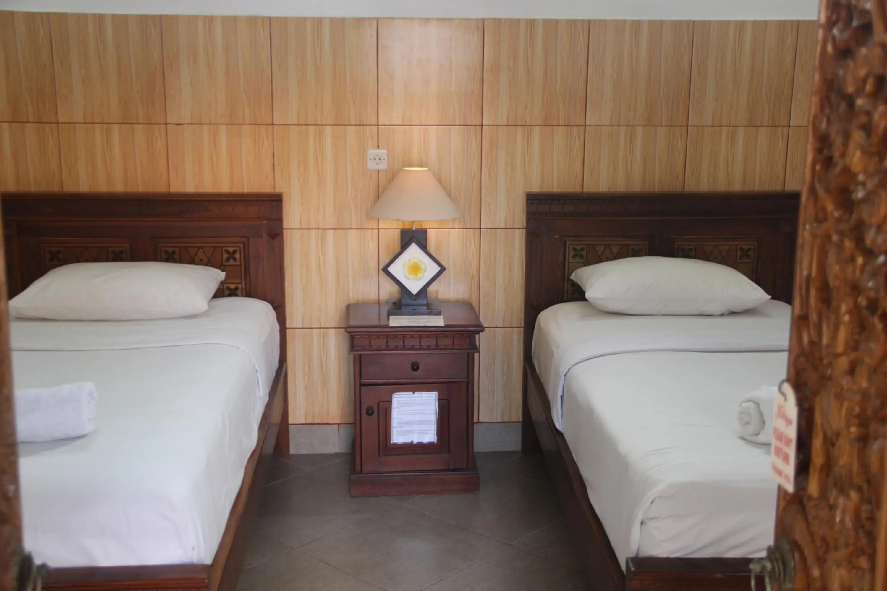 Superior Double or Twin Room in Nitya Home Stay Lembongan Superior Double or Twin Room in Nitya Home Stay Lembongan