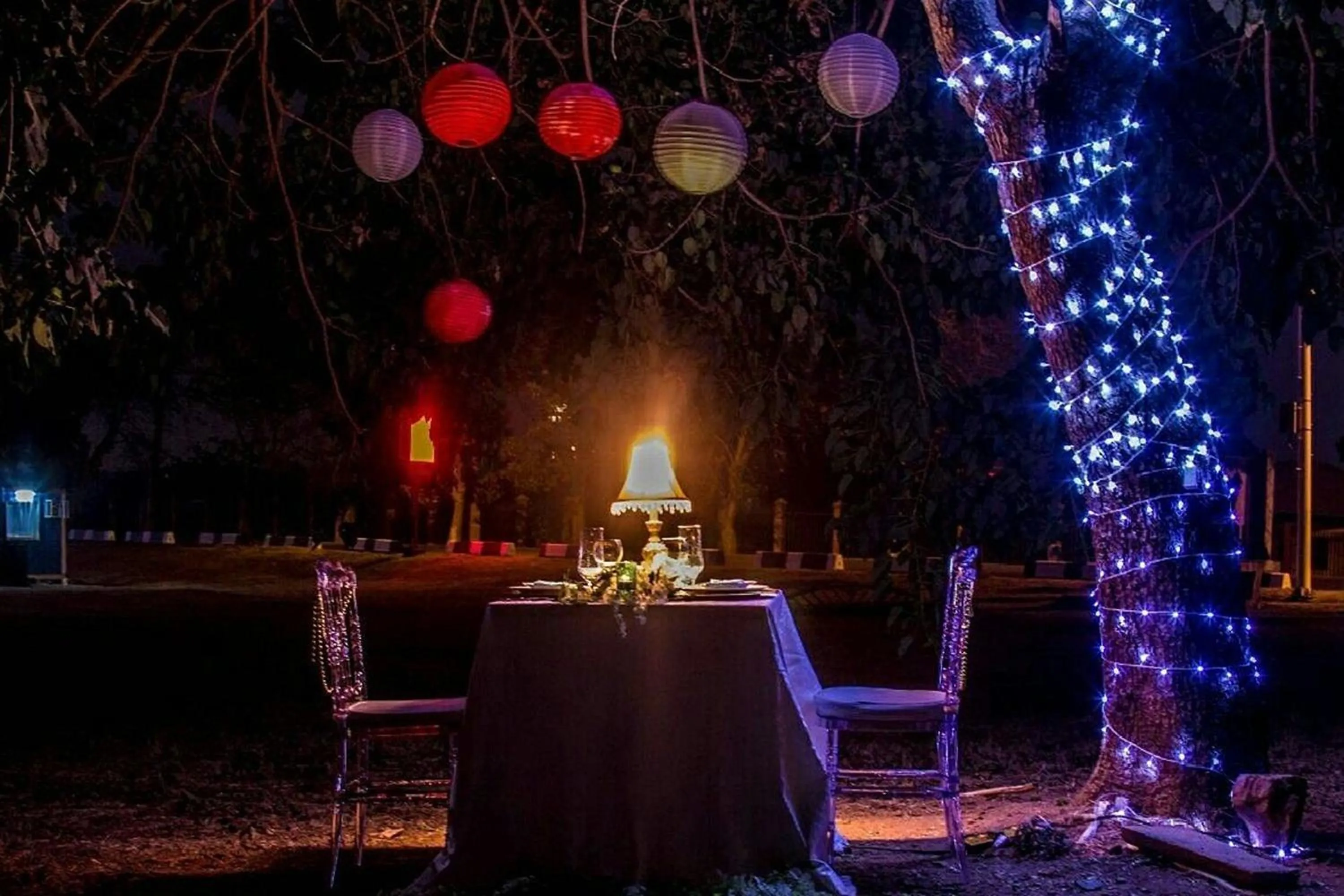 Property building in Hotel King Garden