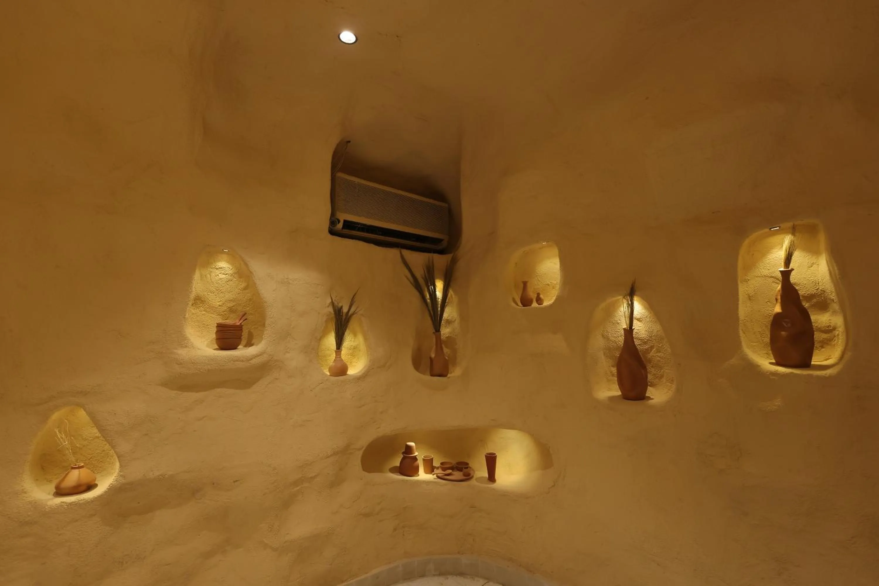 Property building in Hotel King Garden