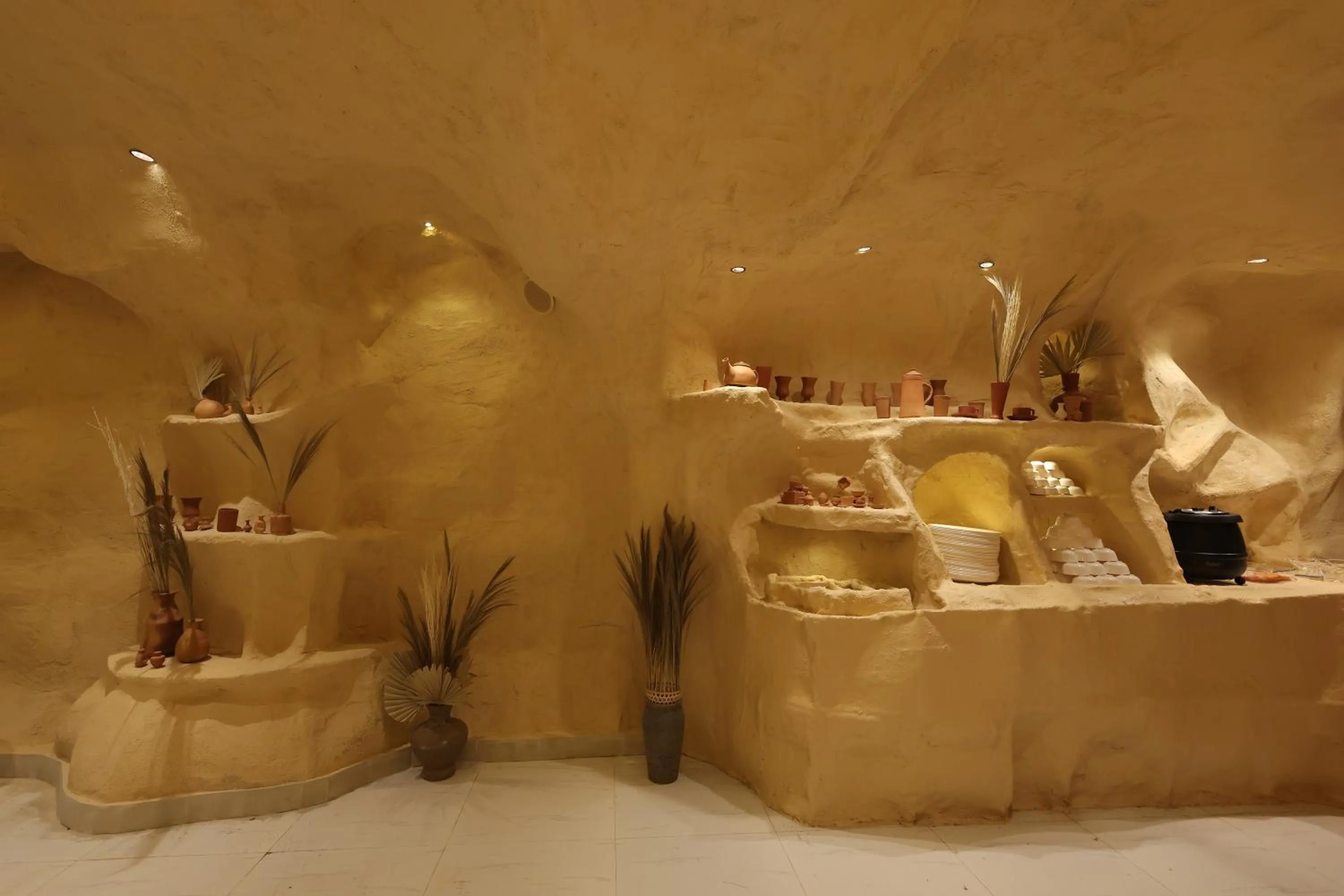 Restaurant/places to eat in Hotel King Garden