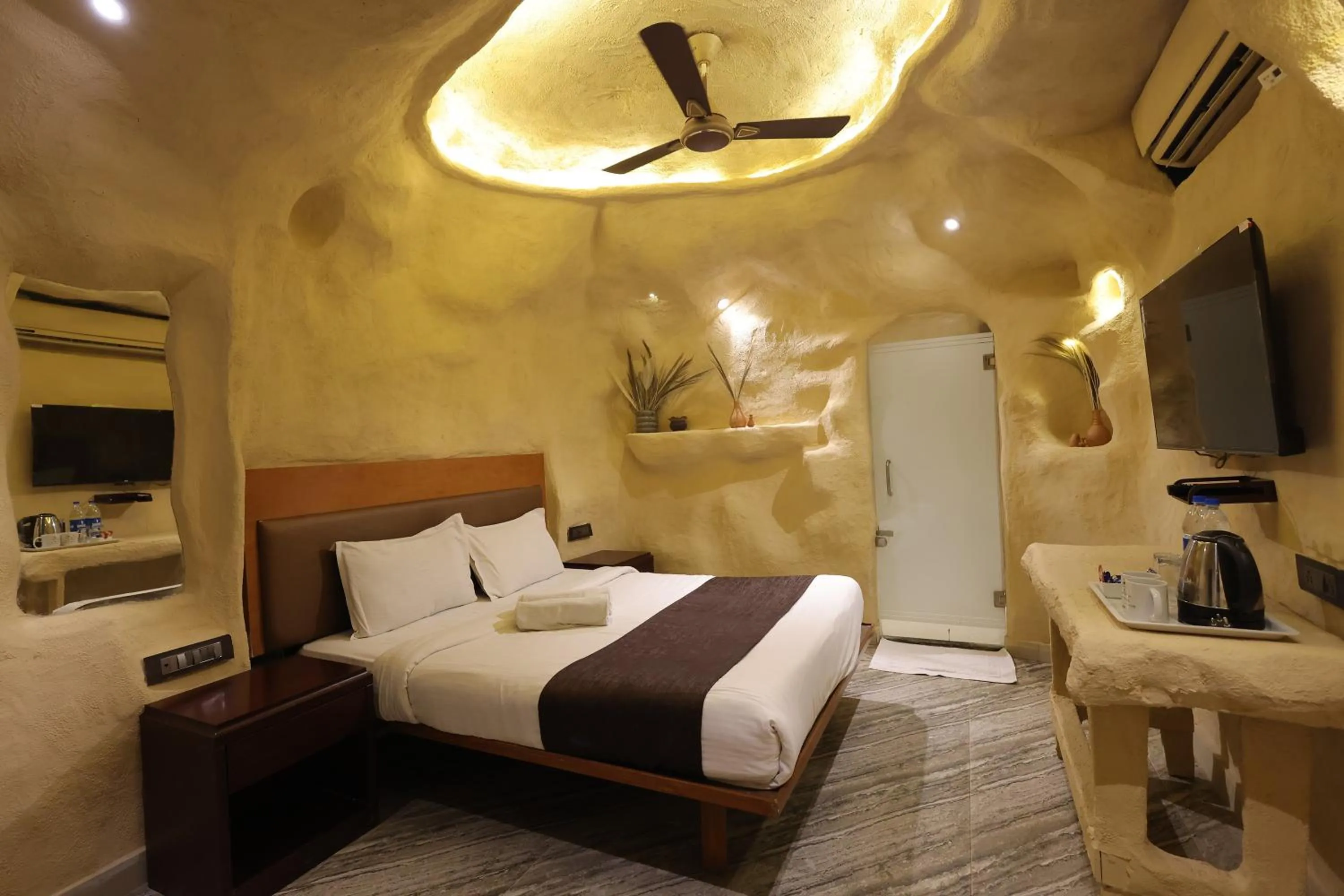 Bed in Hotel King Garden