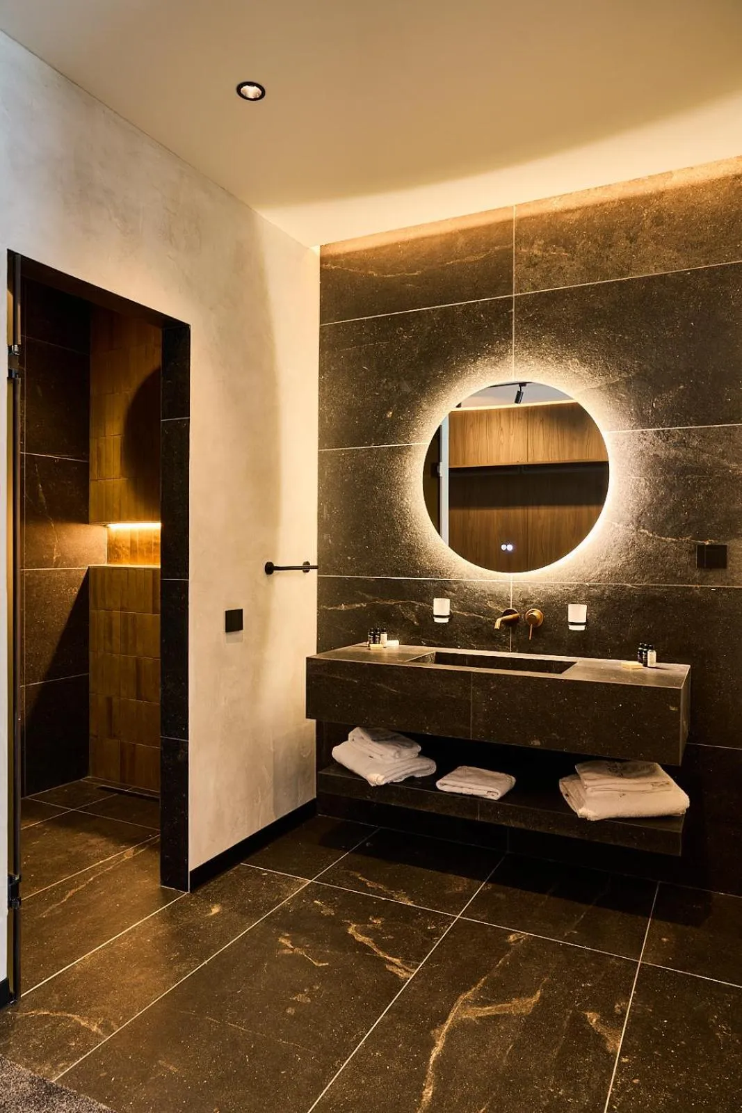 Bathroom in Adella Boutique Hotel - Free Secured Parking