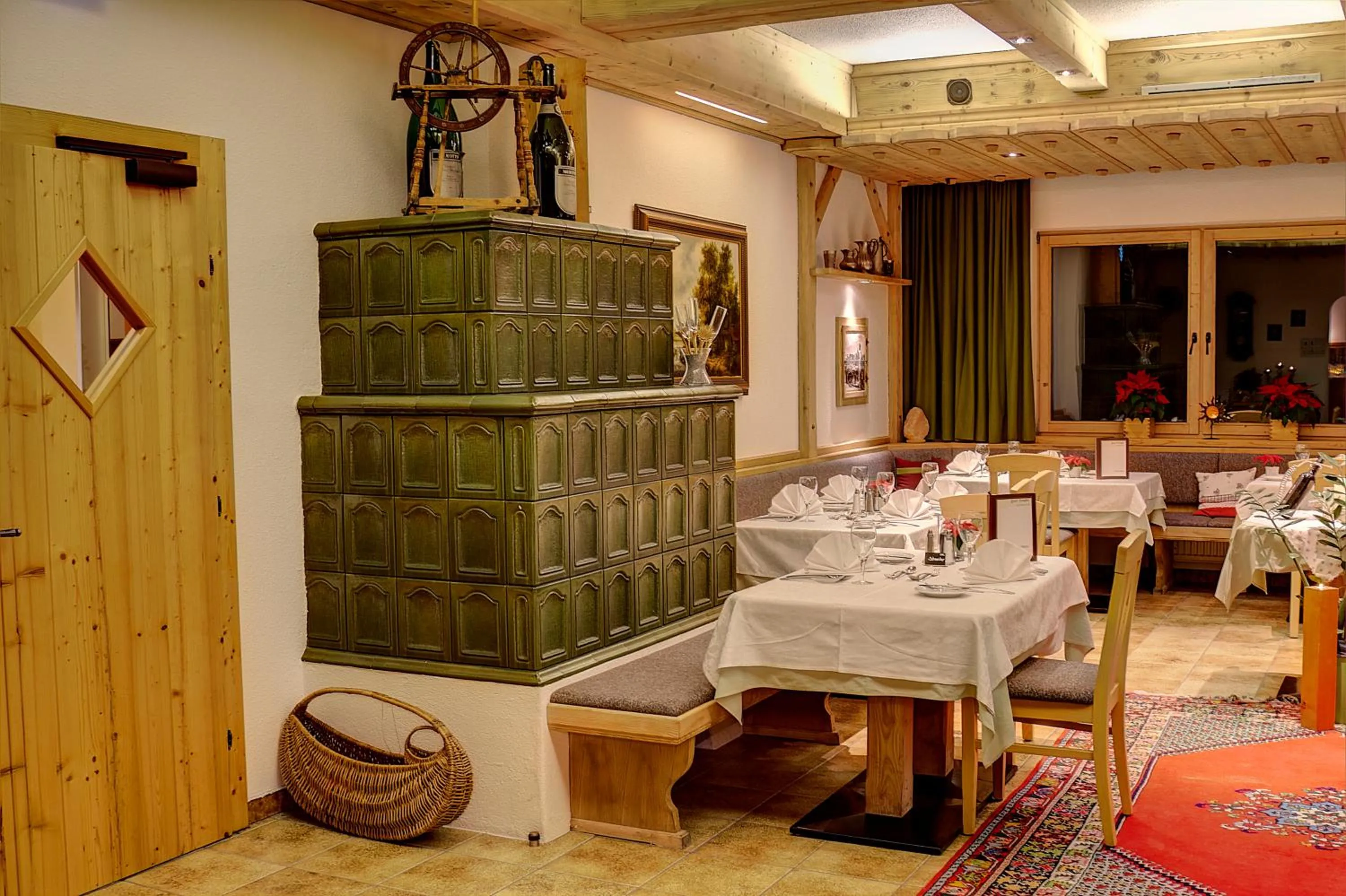 Restaurant/places to eat in Hotel Berghof