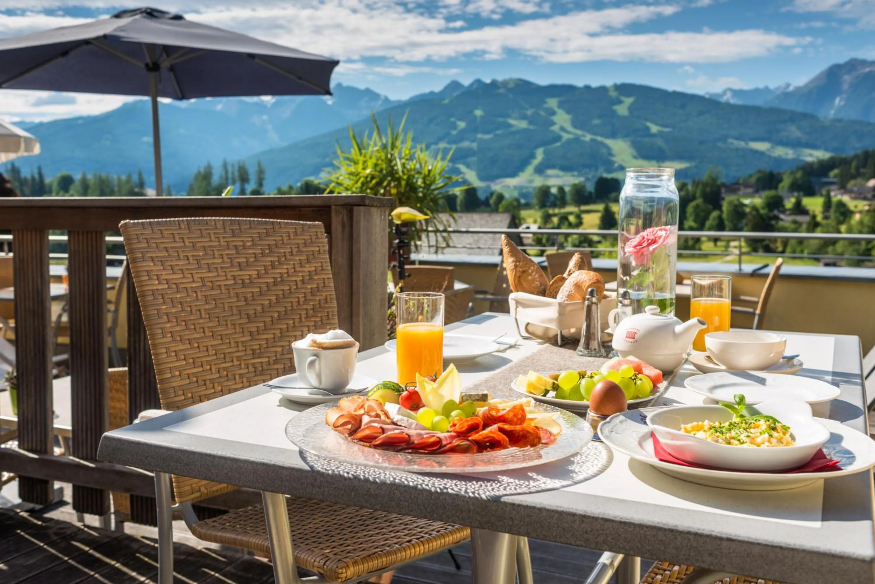 Breakfast in Hotel Berghof