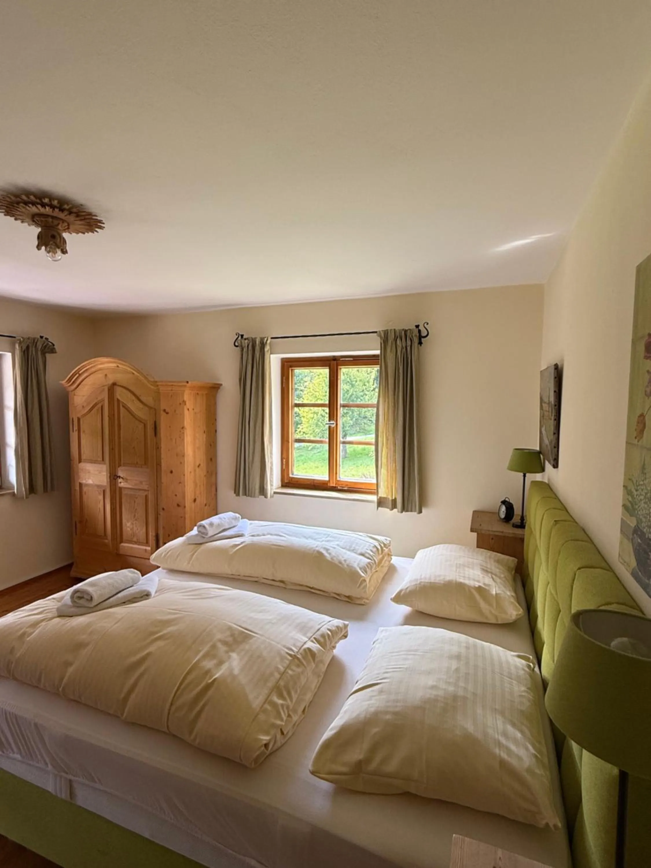 Bed in Berggasthof Butzn Wirt