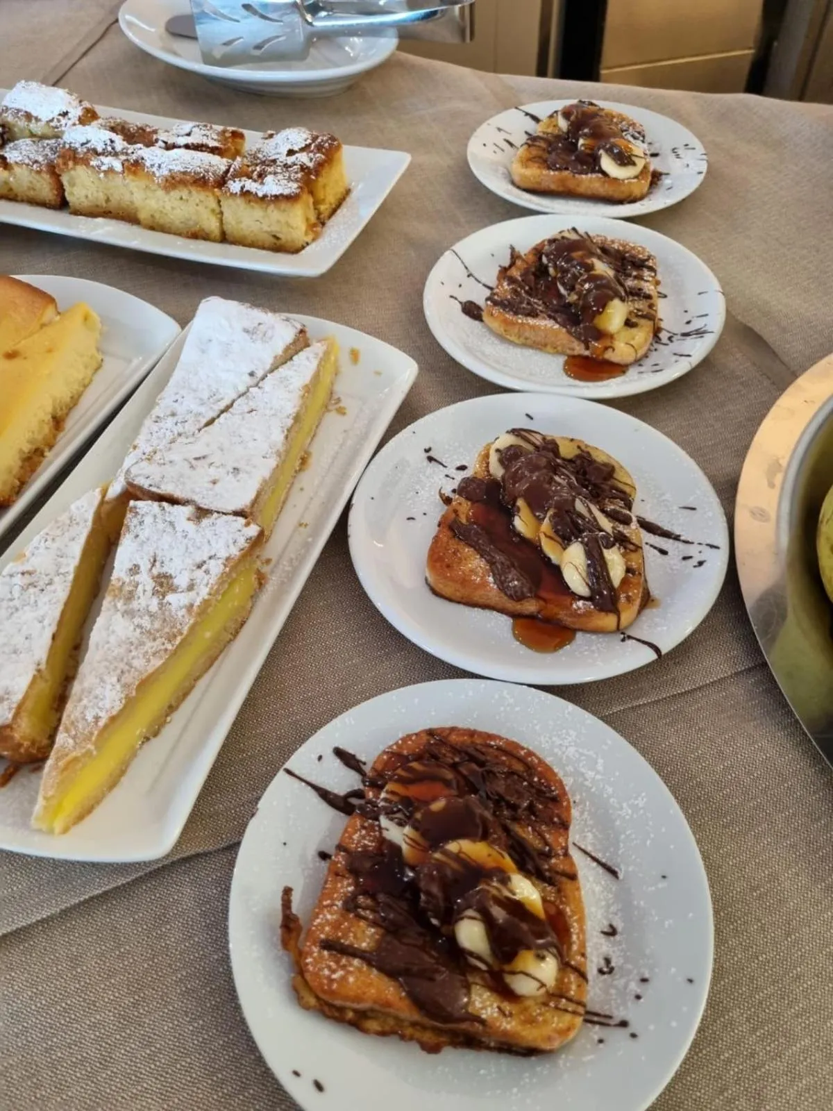 Breakfast in Baia Blu RTA Residence