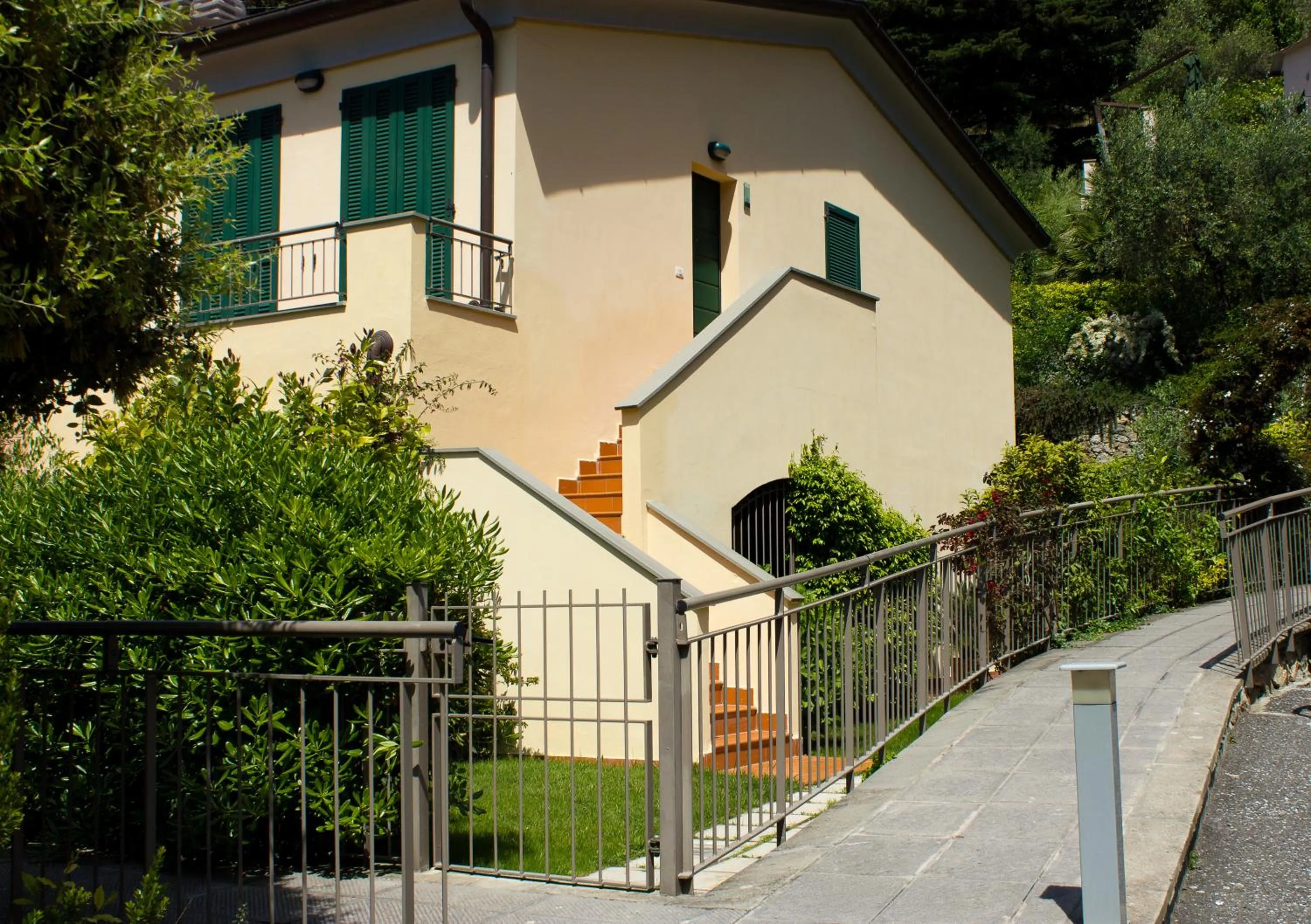 Facade/entrance in Baia Blu RTA Residence