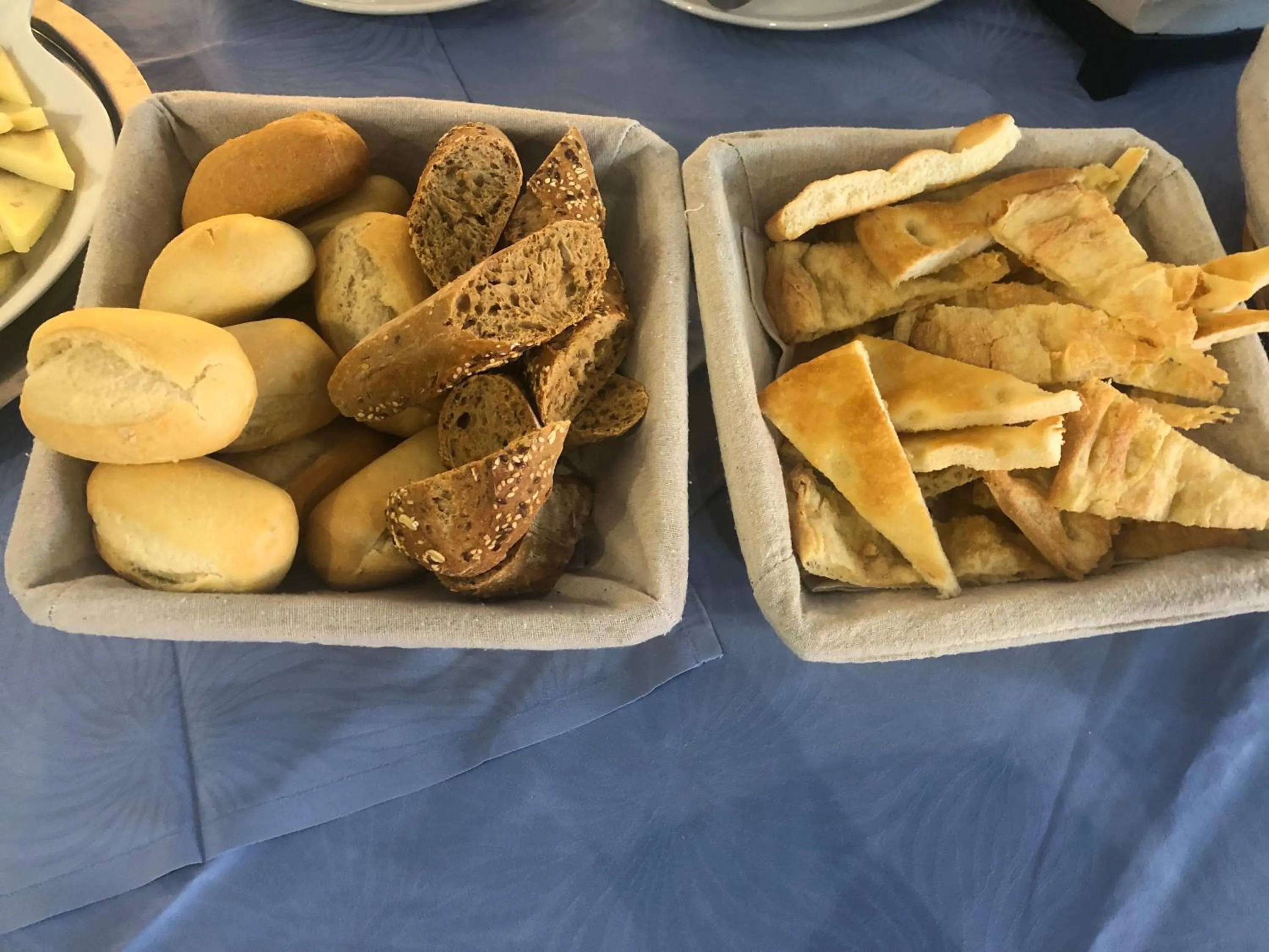 Breakfast in Baia Blu RTA Residence