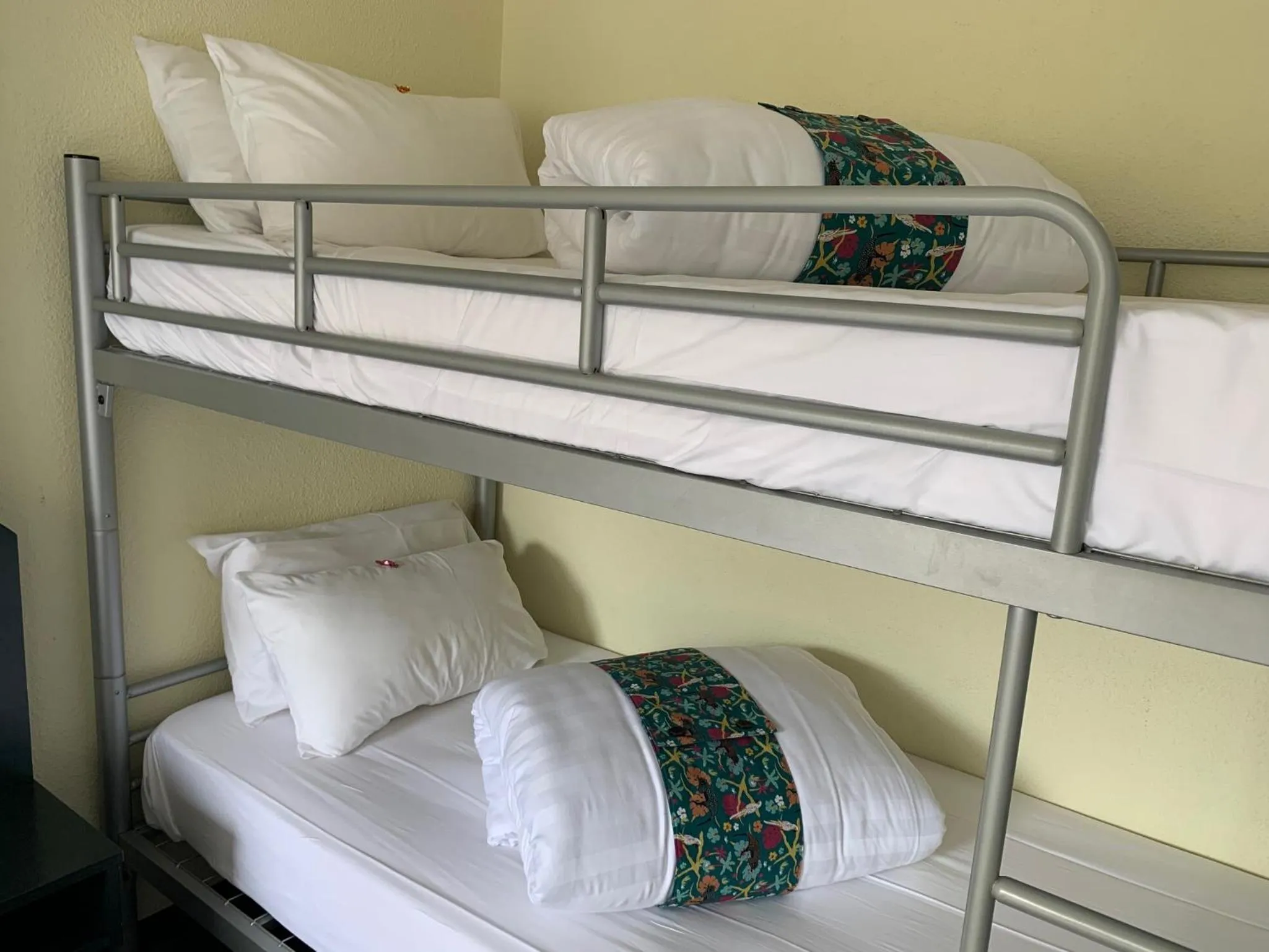 Photo of the whole room, Bed in Hôtel Heod - Binic - Saint-Quay-Portrieux