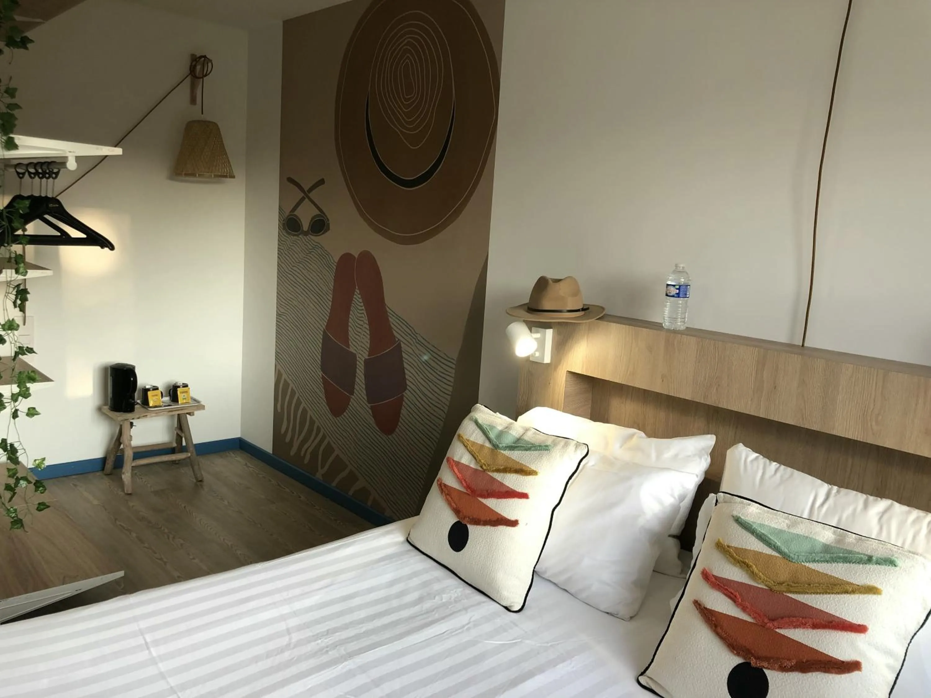 Bed in Hôtel Heod - Binic - Saint-Quay-Portrieux