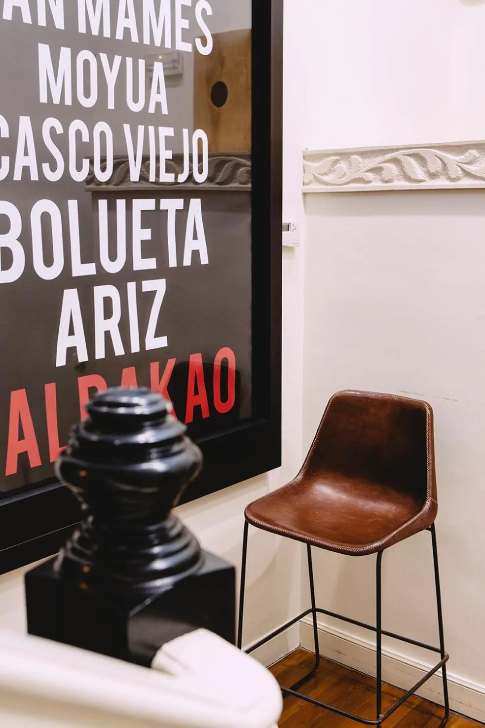 Logo/Certificate/Sign in Hotel IRARAGORRI