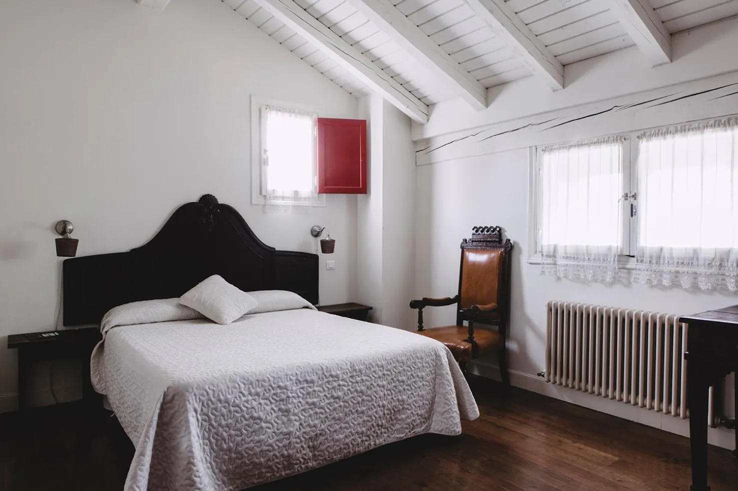 Bed in Hotel IRARAGORRI