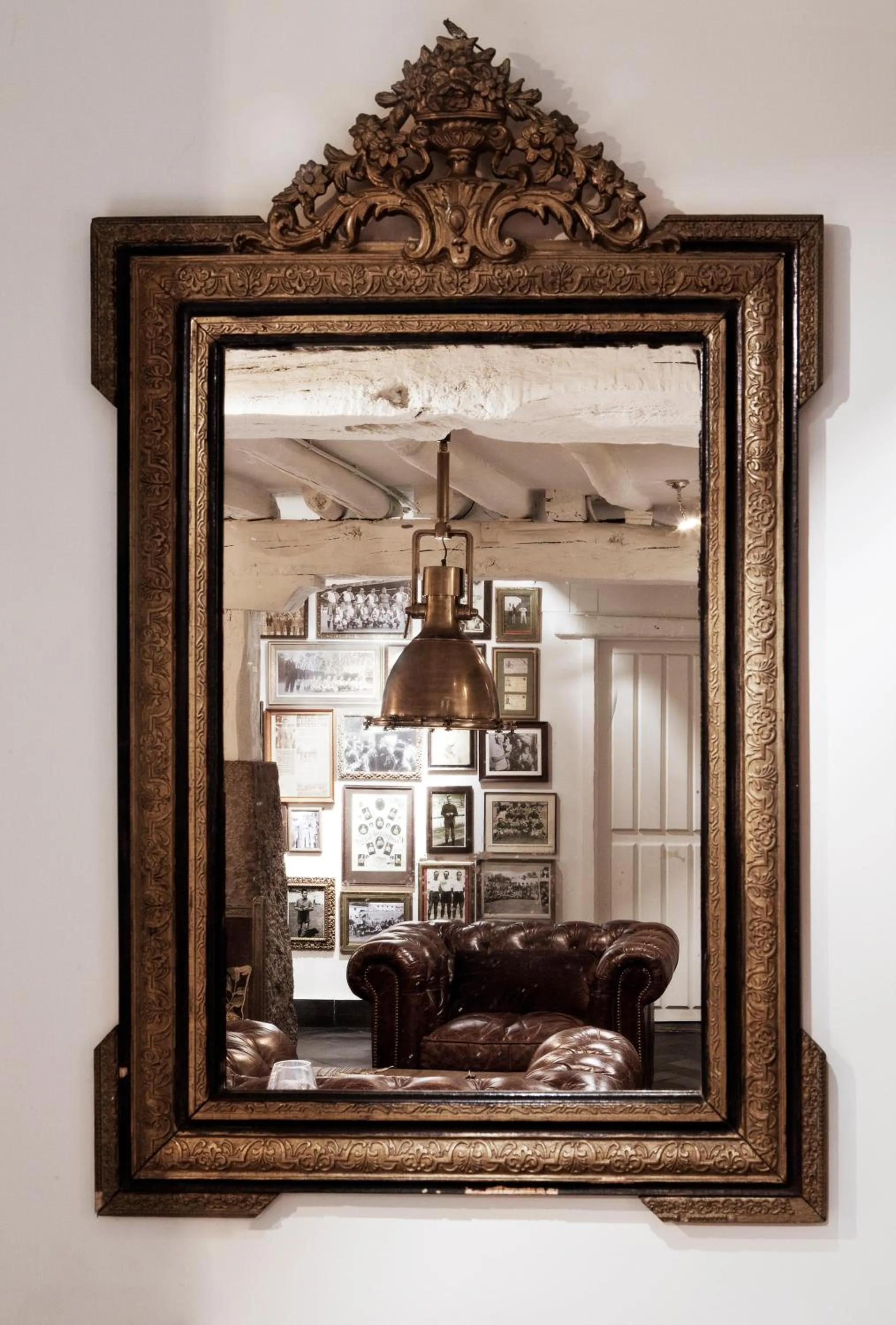 Decorative detail in Hotel IRARAGORRI