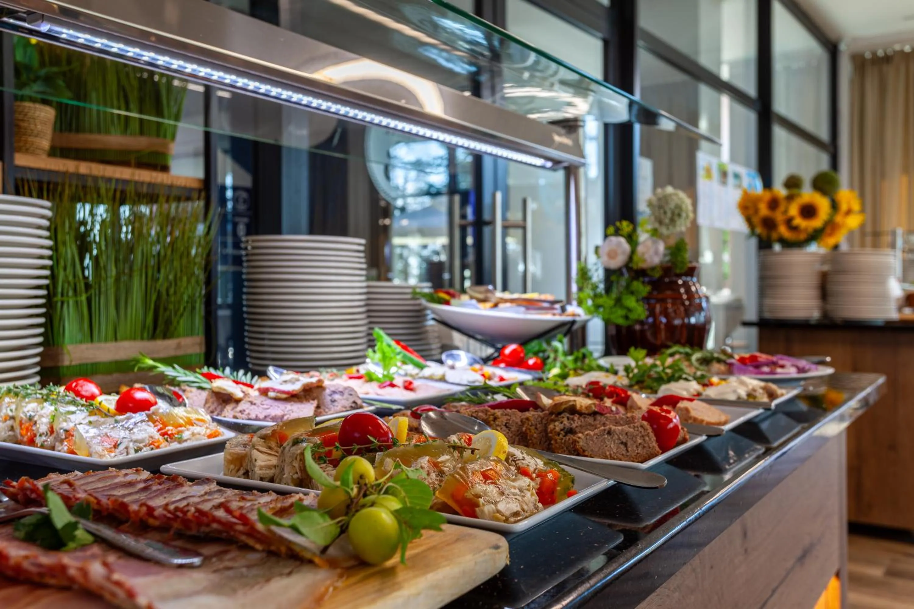 Food in Hotel Robert's Port