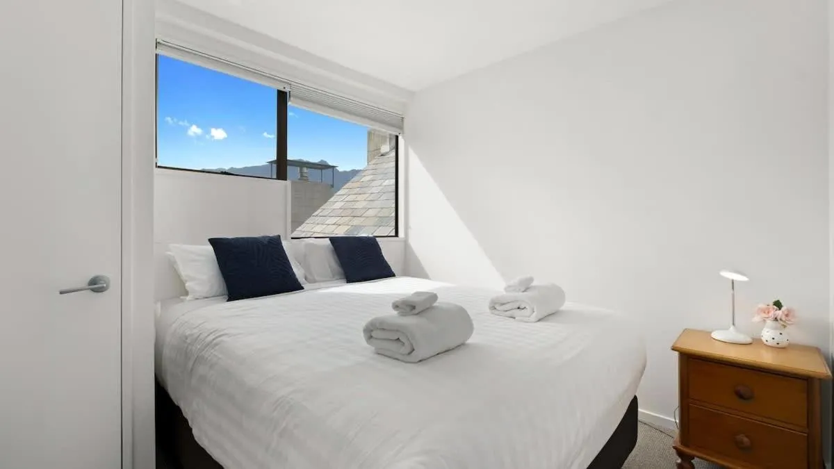 Bed in Earnslaw Central Views B