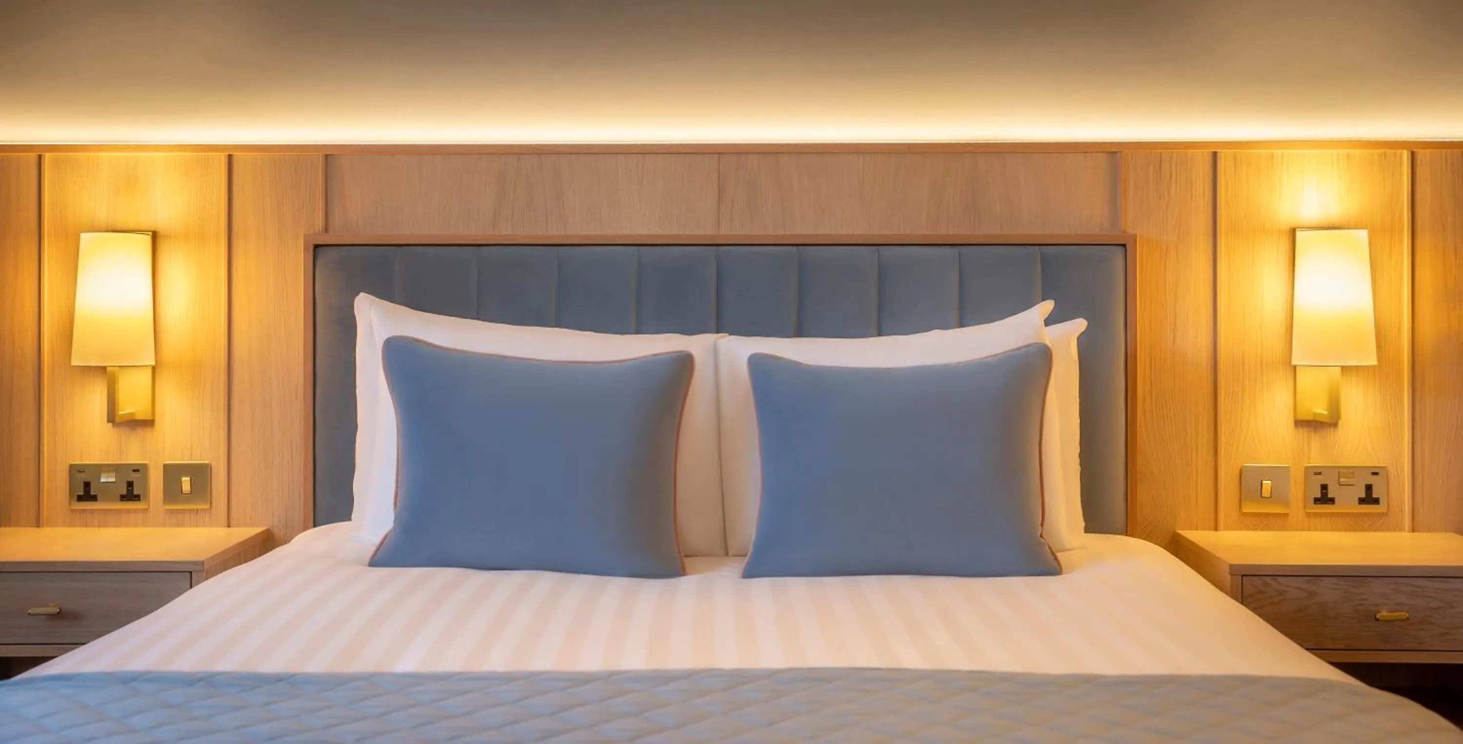 Bed in Lancaster Lodge