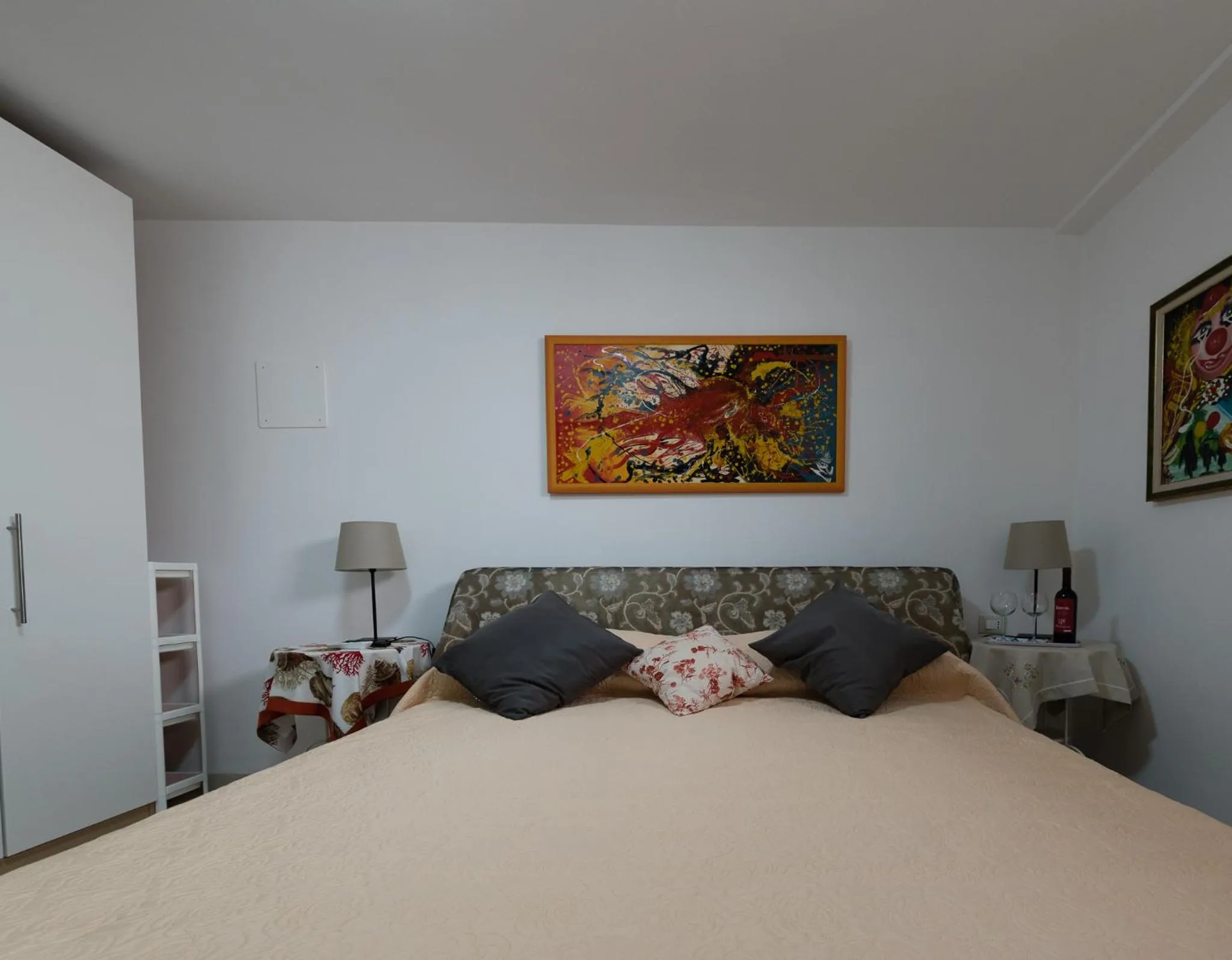 Bed in VILLA ISCLA maison d'hôtes