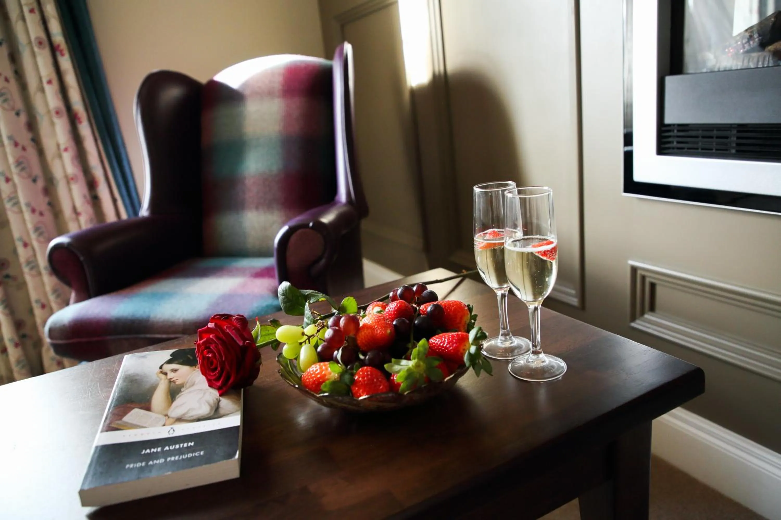 Food and drinks in Mulroy Woods Hotel