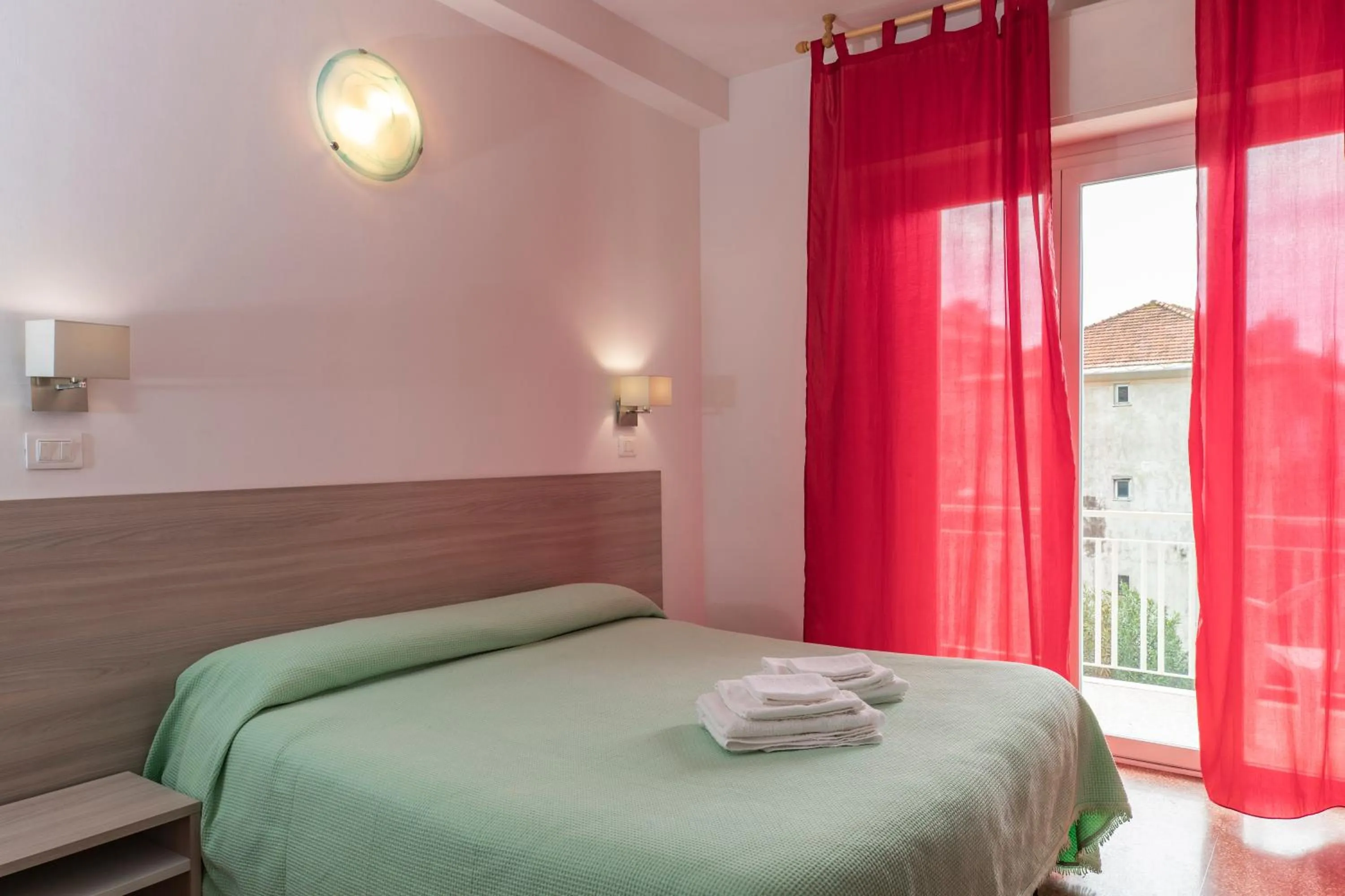 Bedroom, Bed in Hotel Palace