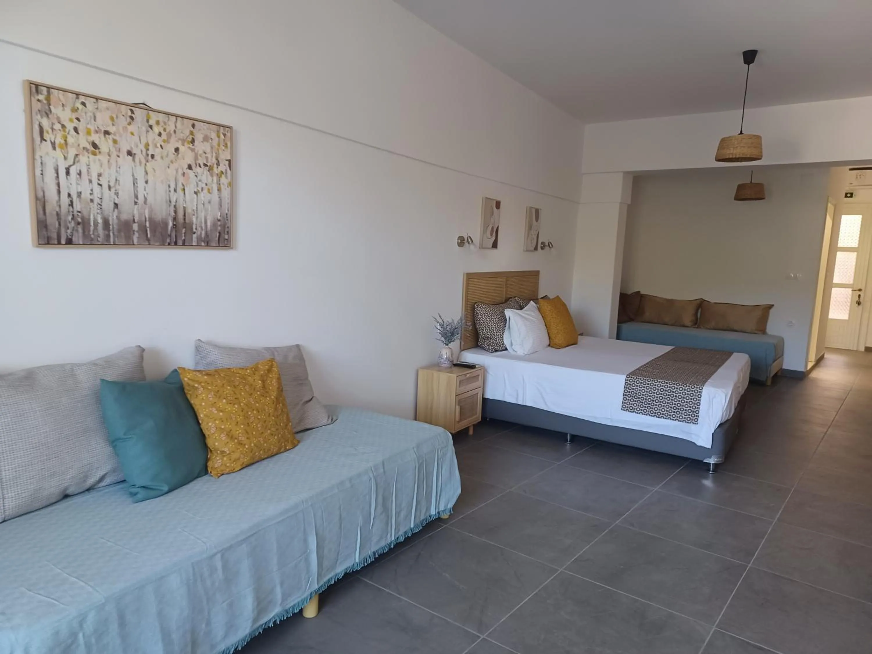 Photo of the whole room, Bed in Levantes Hotel