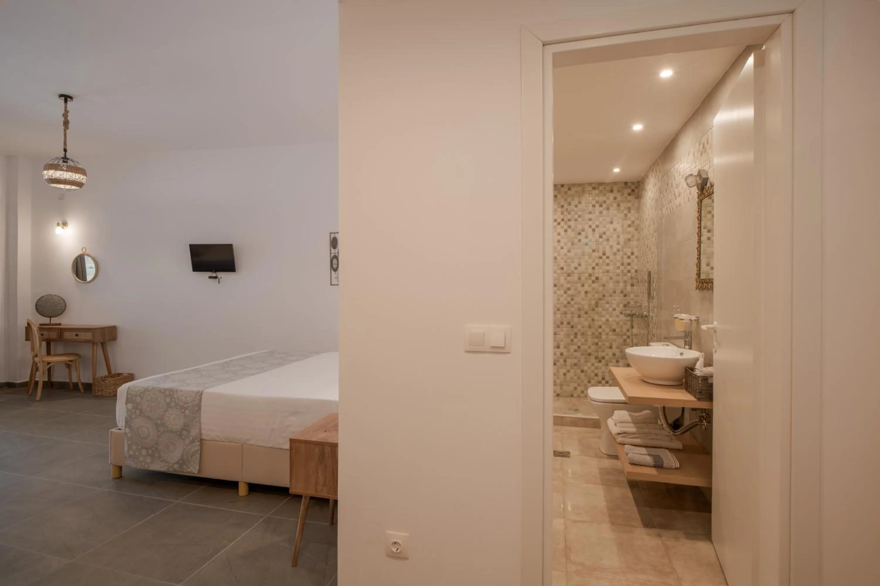 Bed in Levantes Hotel