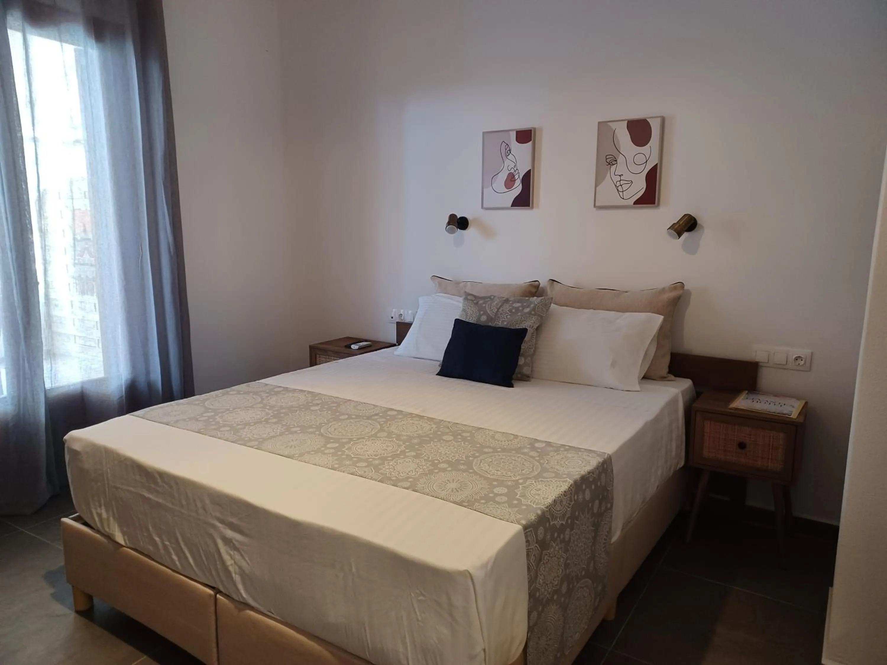 Bedroom, Bed in Levantes Hotel