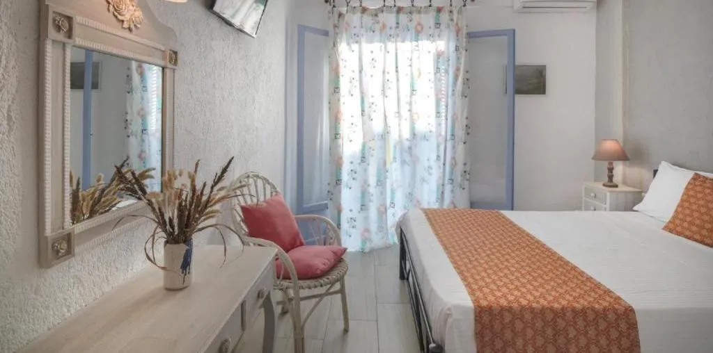 Bed in Levantes Hotel