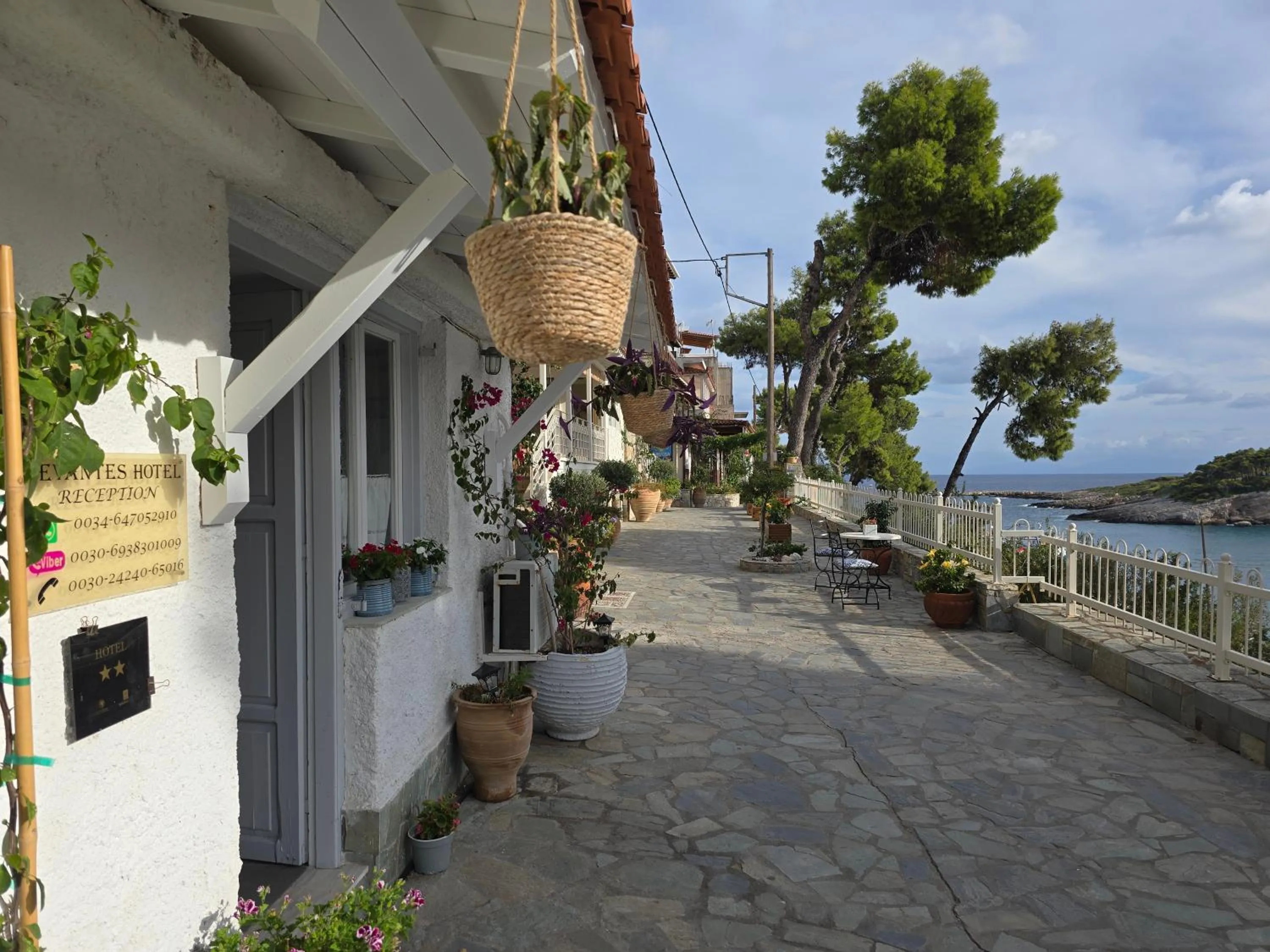 Levantes Hotel