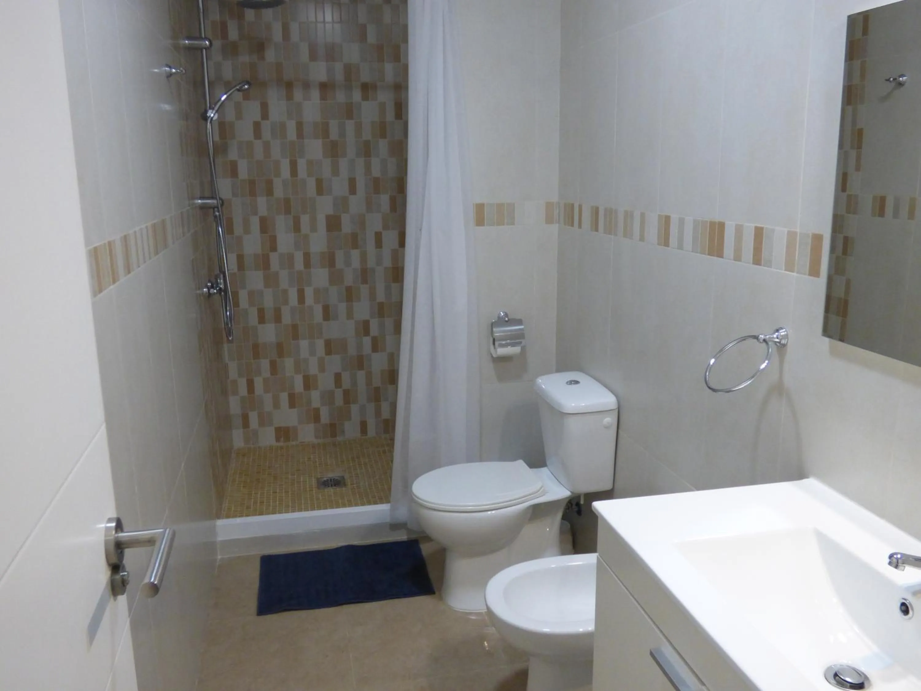 Bathroom in Viviendas Turísticas La Merced