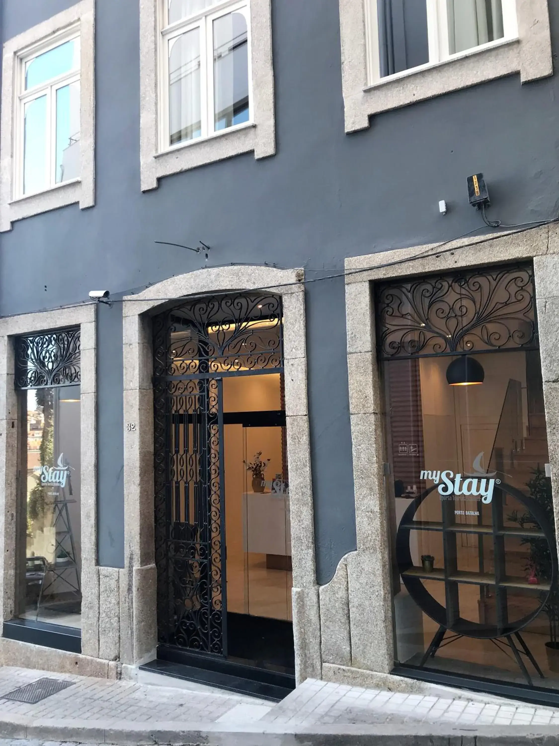 Facade/entrance in Mystay Porto Batalha Facade/entrance in Mystay Porto Batalha