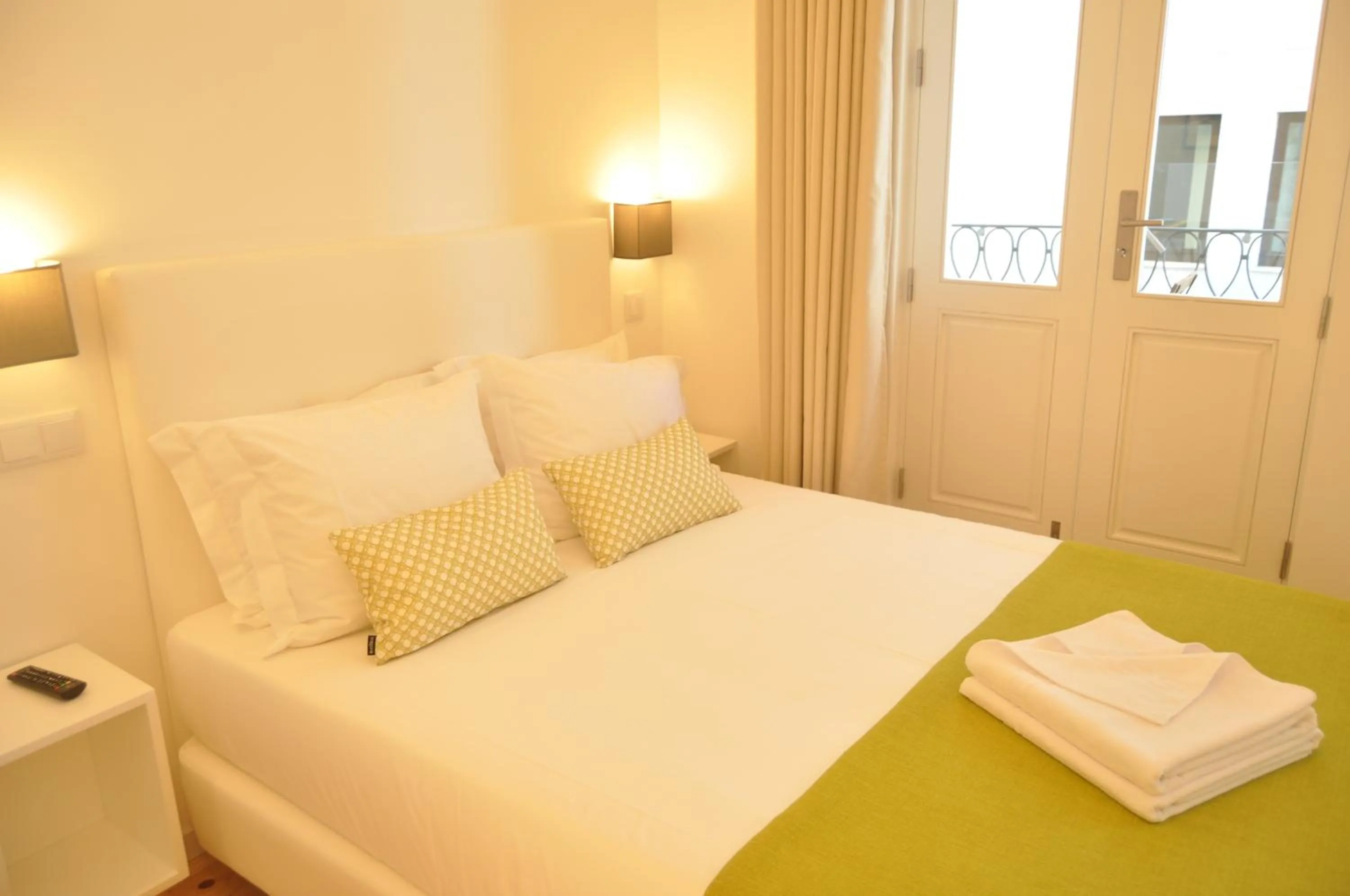 Bed in Mystay Porto Batalha