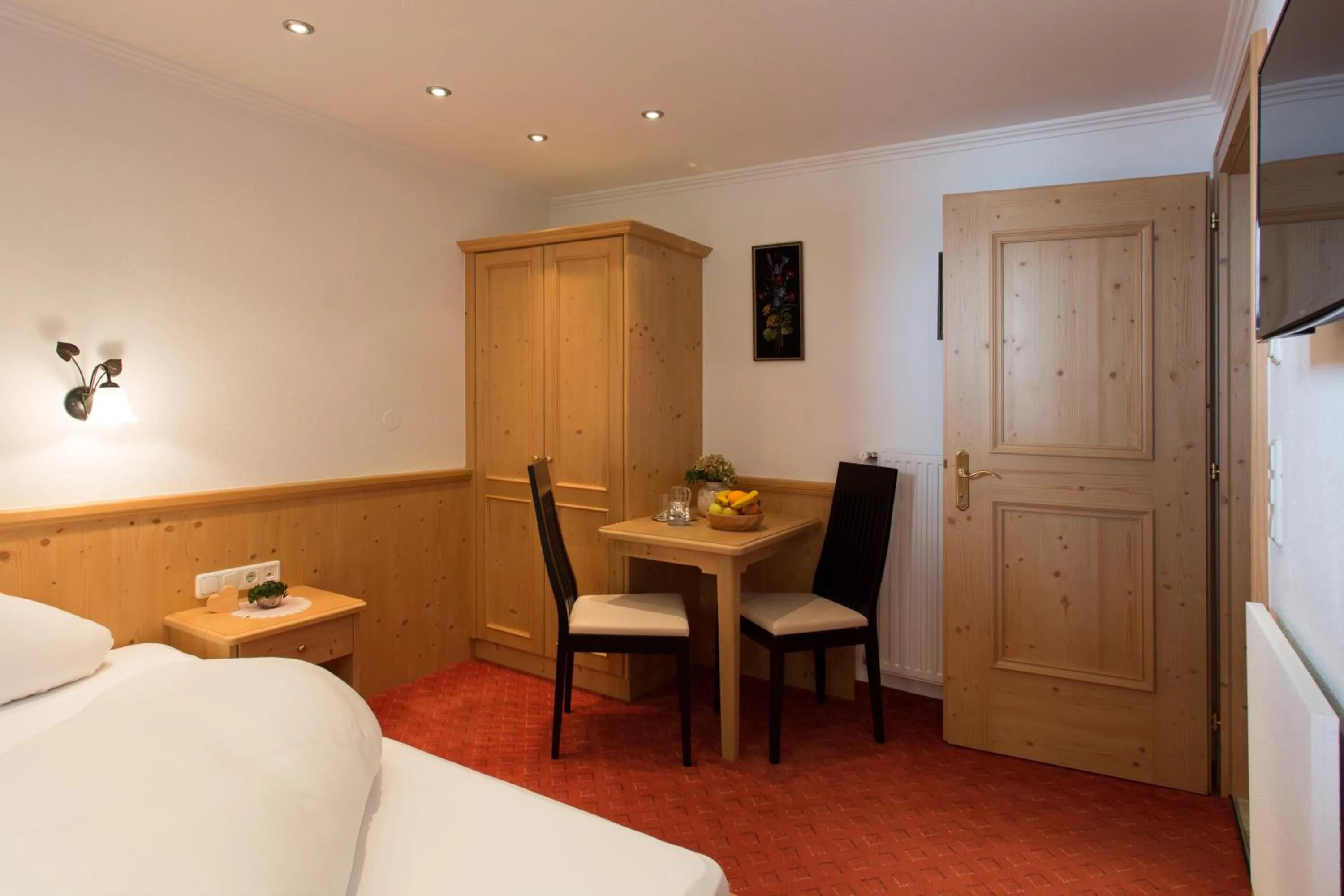Photo of the whole room in Landhaus Zauser
