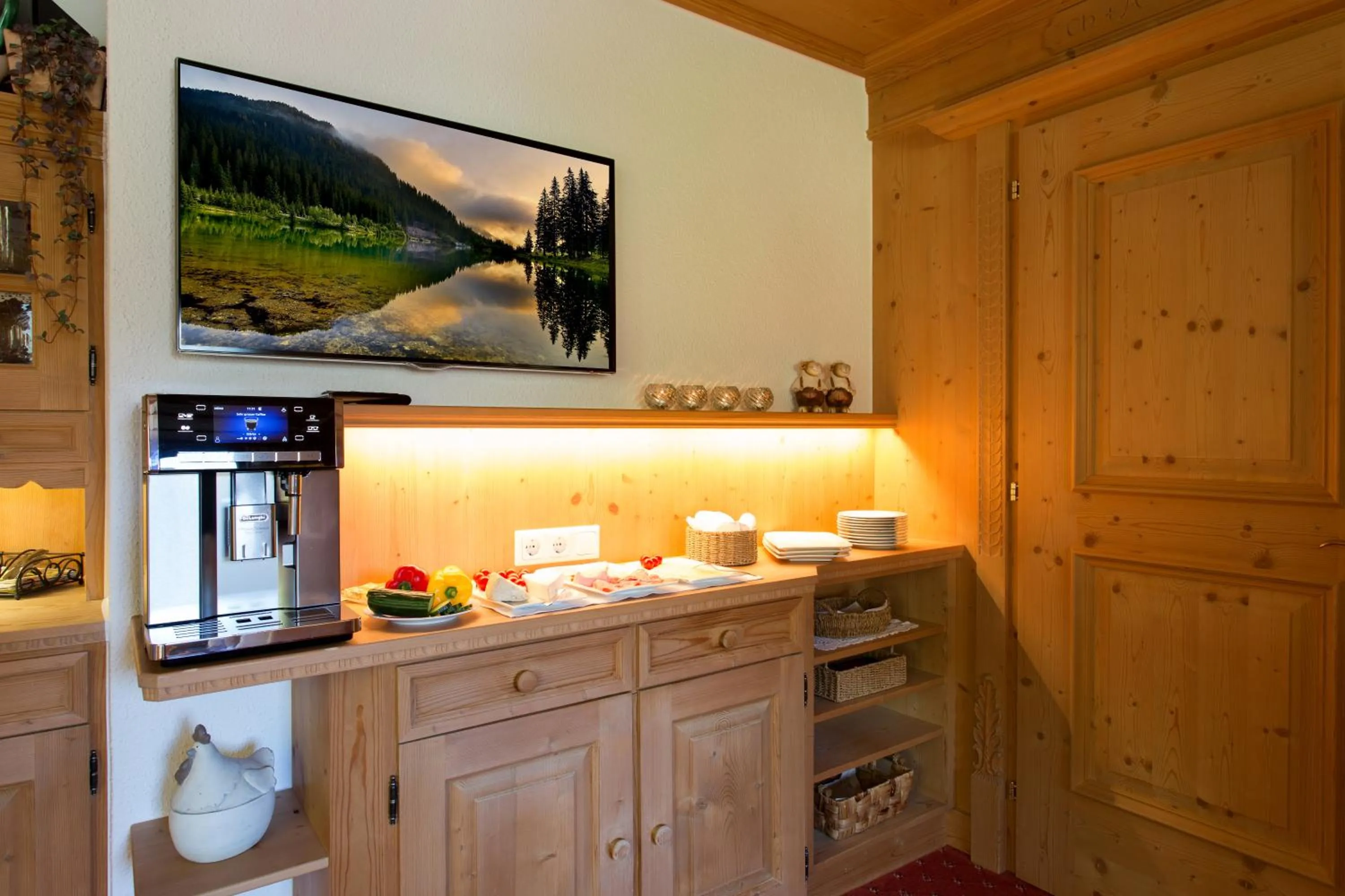 Buffet breakfast in Landhaus Zauser