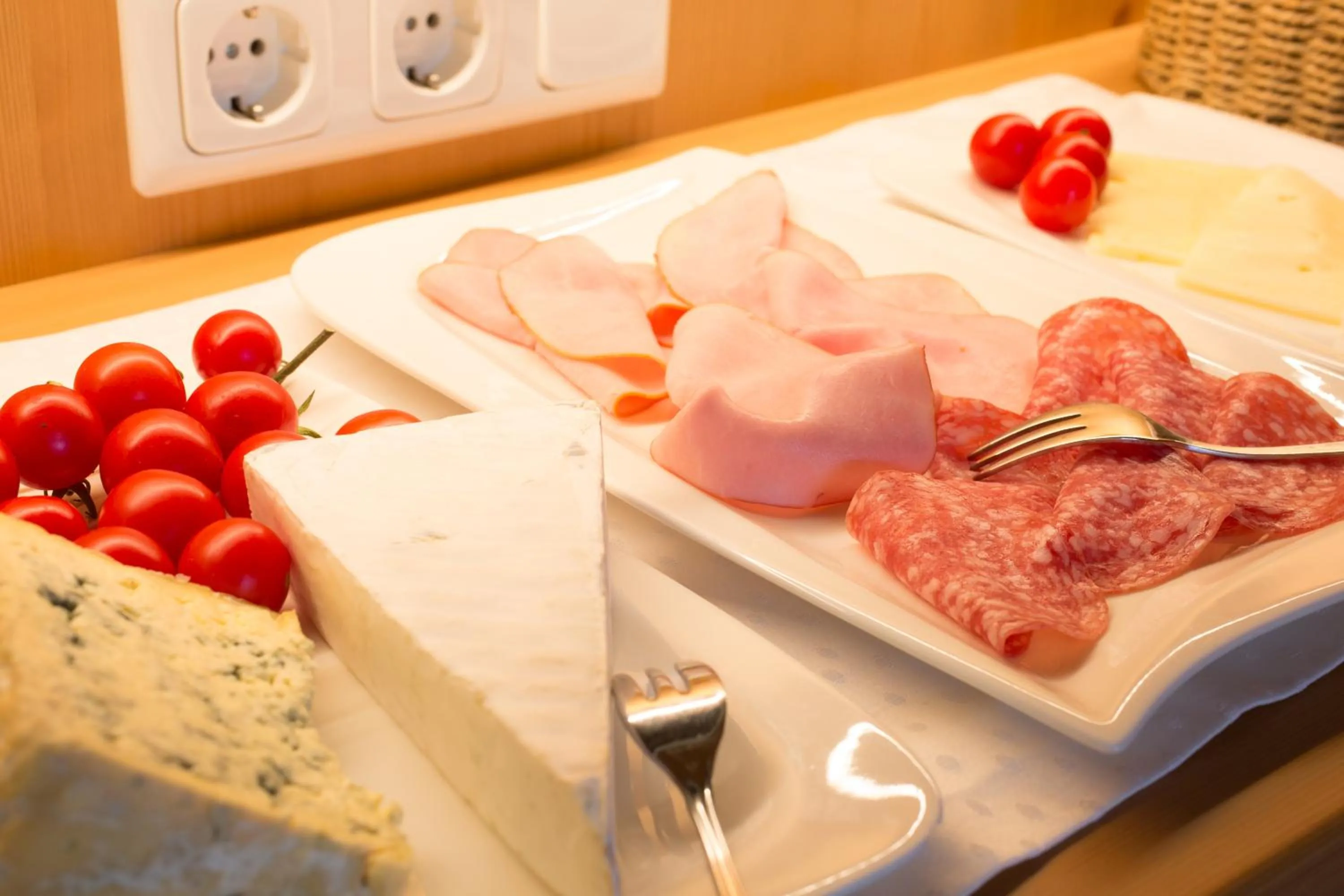 Buffet breakfast in Landhaus Zauser