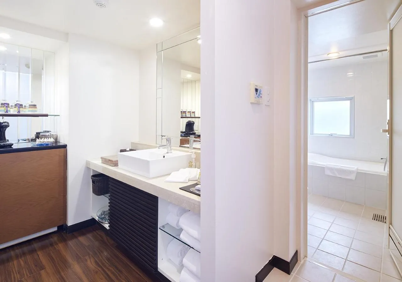 Bathroom in Hotel Mahaina Wellness Resorts Okinawa