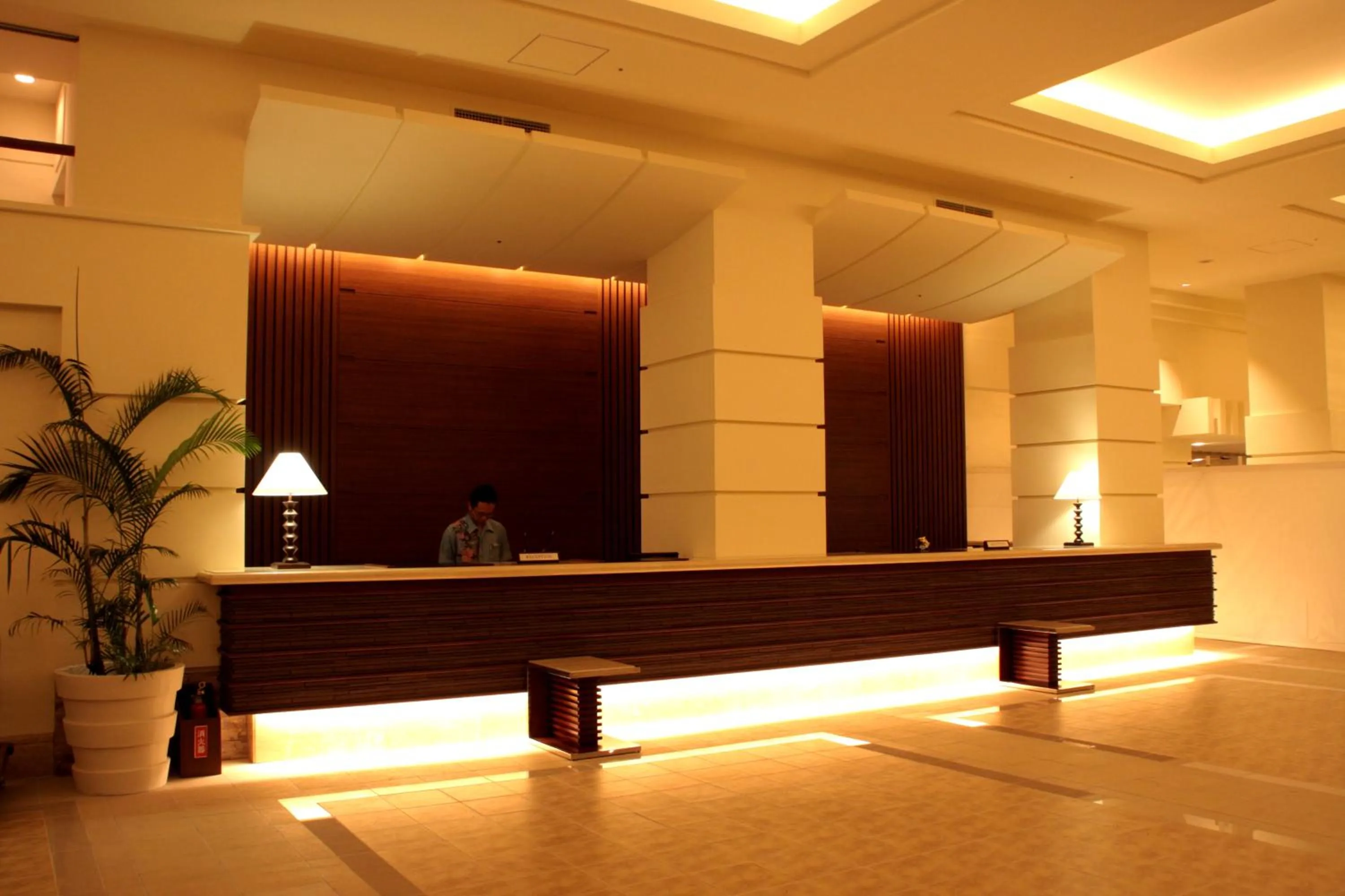 Lobby or reception in Hotel Mahaina Wellness Resorts Okinawa
