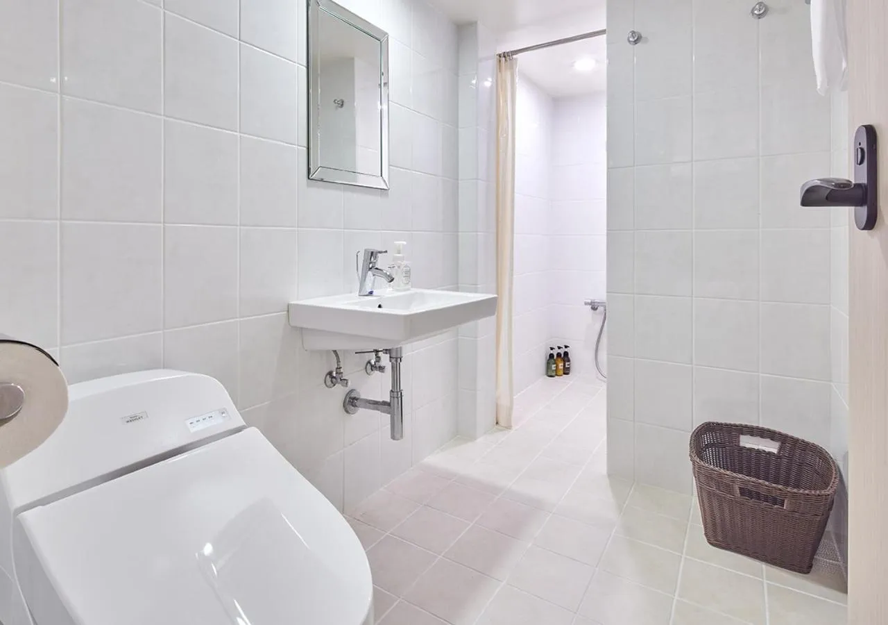 Toilet in Hotel Mahaina Wellness Resorts Okinawa