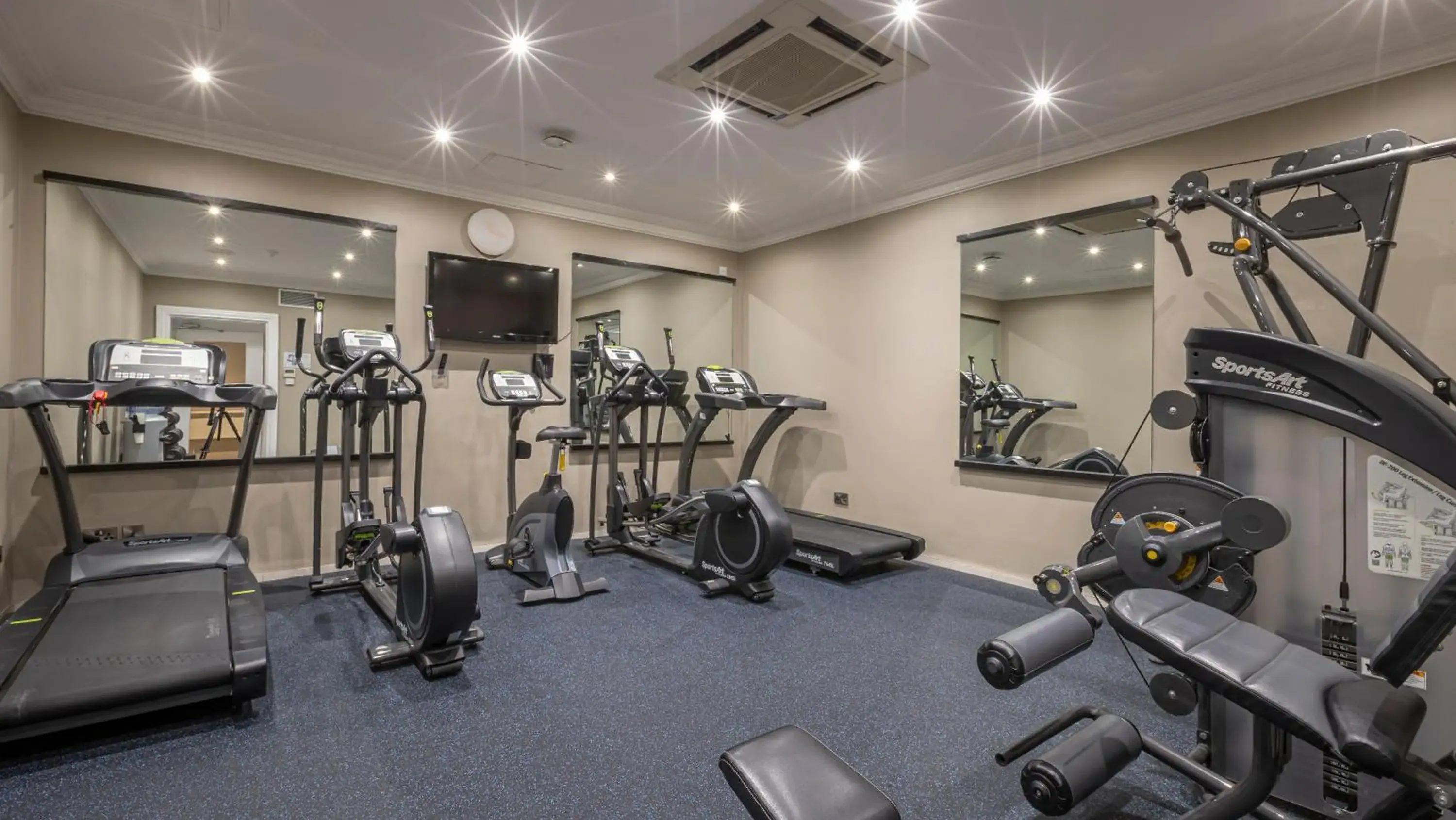 Fitness centre/facilities in Riu Plaza The Gresham Dublin Fitness centre/facilities in Riu Plaza The Gresham Dublin
