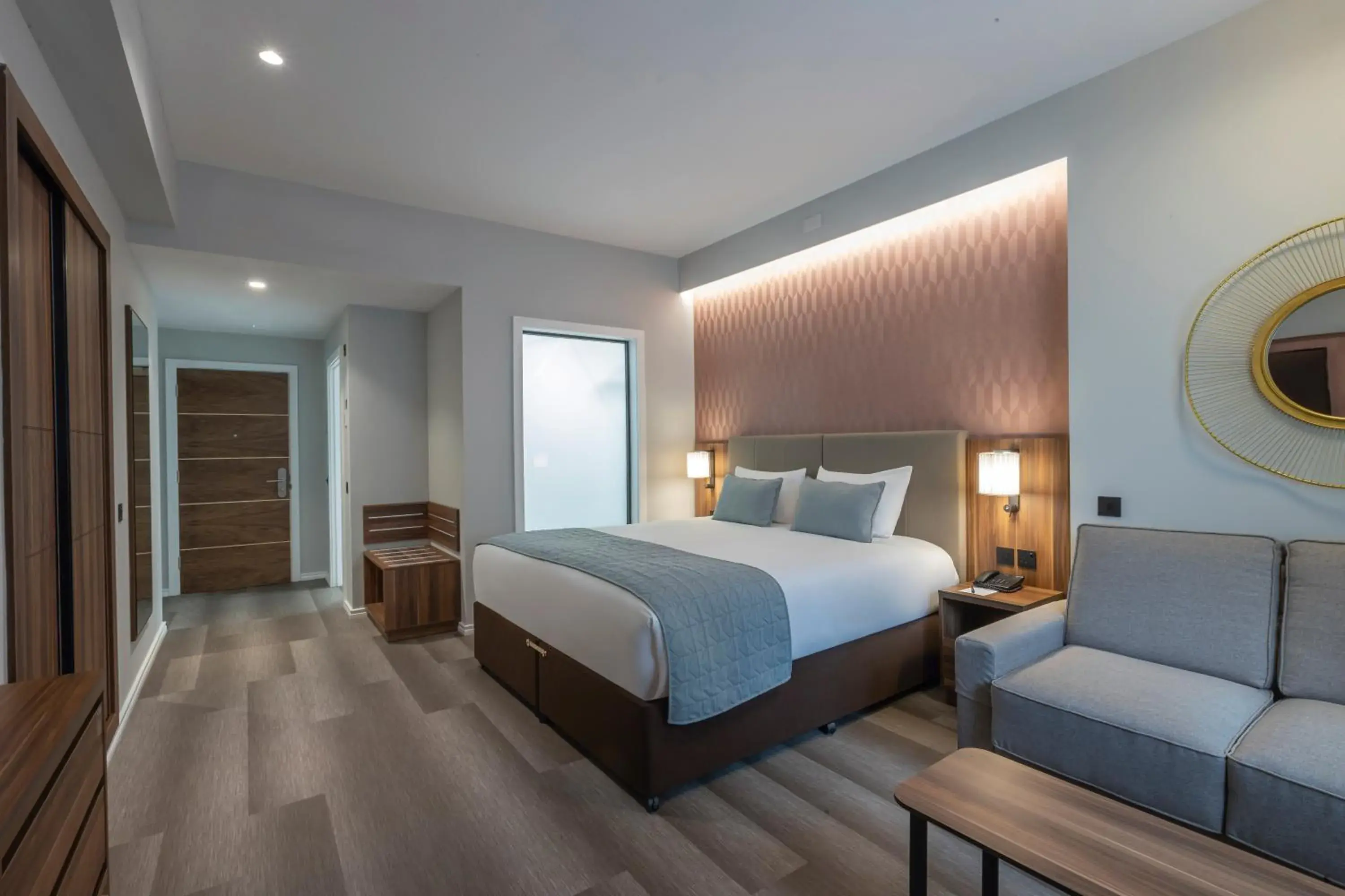 View (from property/room), Bed in Riu Plaza The Gresham Dublin View (from property/room), Bed in Riu Plaza The Gresham Dublin